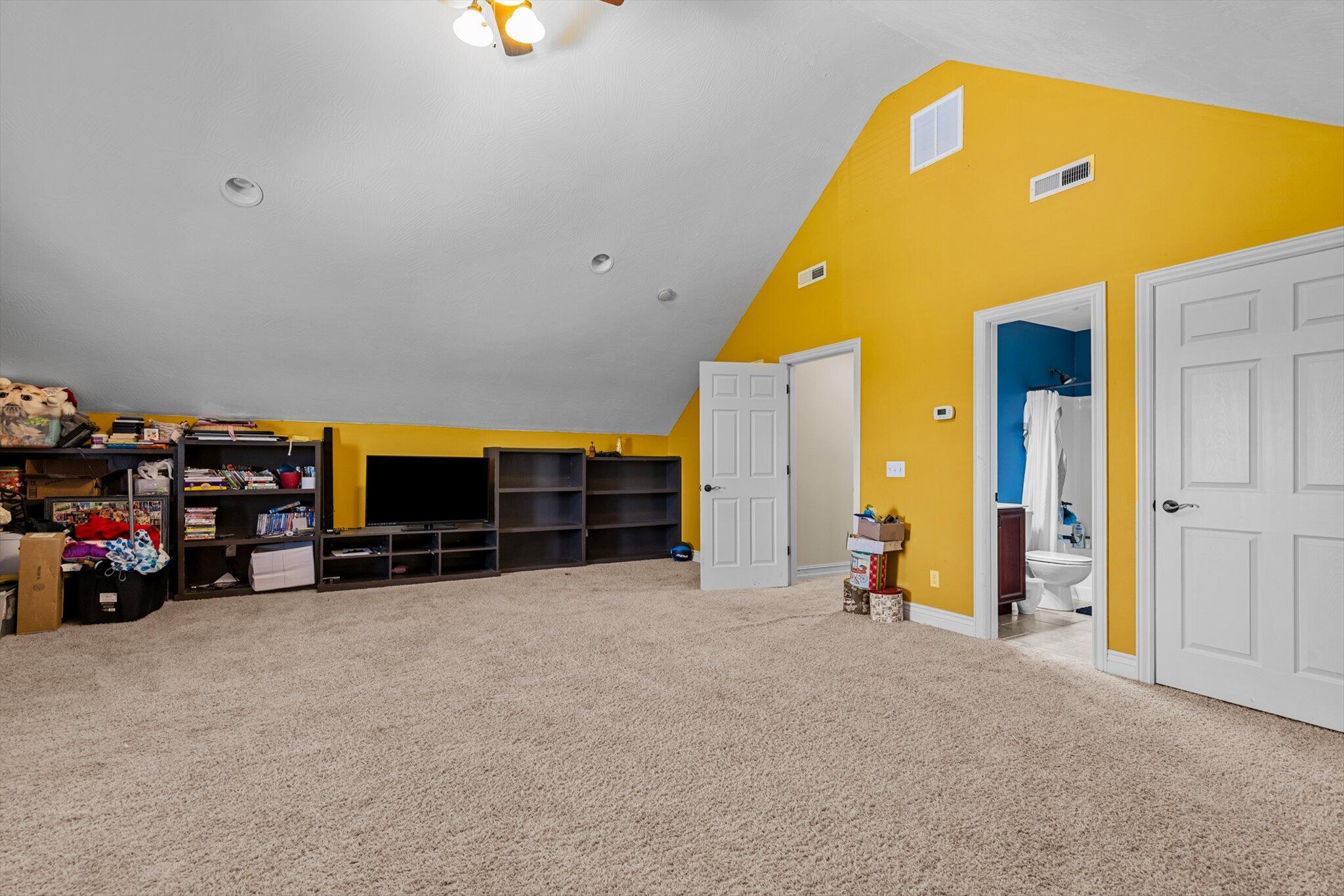 854 South Cobble Creek Boulevard Property Photo 21