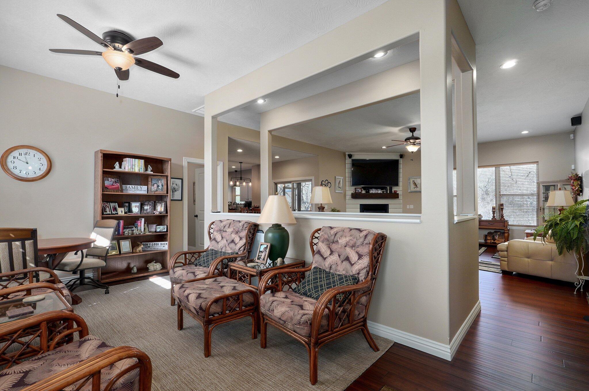 847 North Grapevine Road Property Photo 6