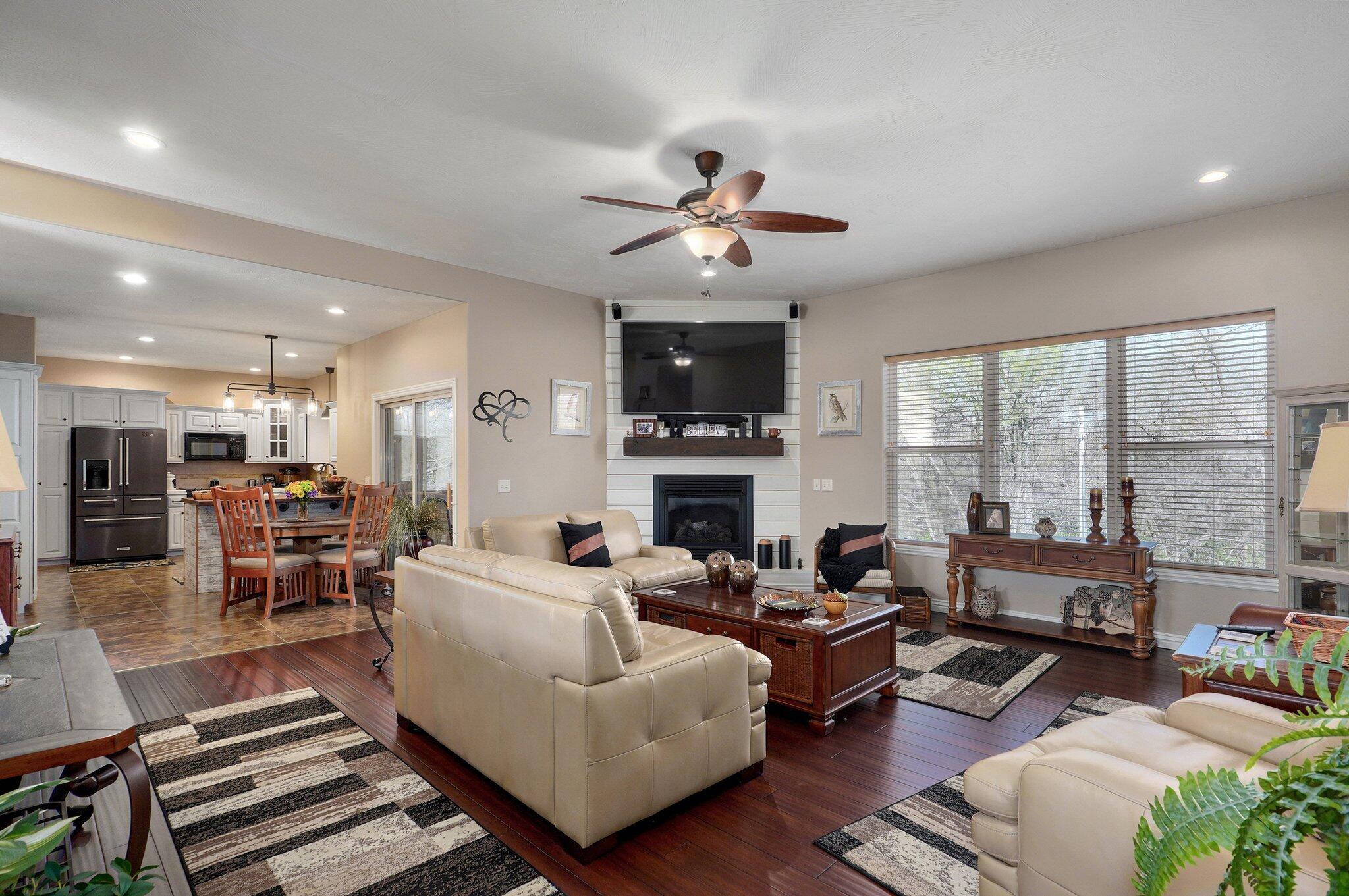 847 North Grapevine Road Property Photo 7