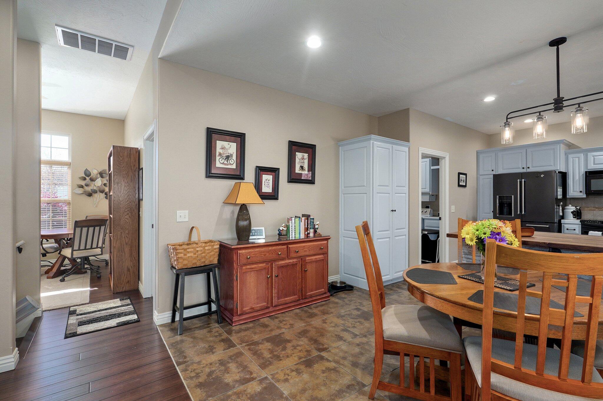 847 North Grapevine Road Property Photo 11