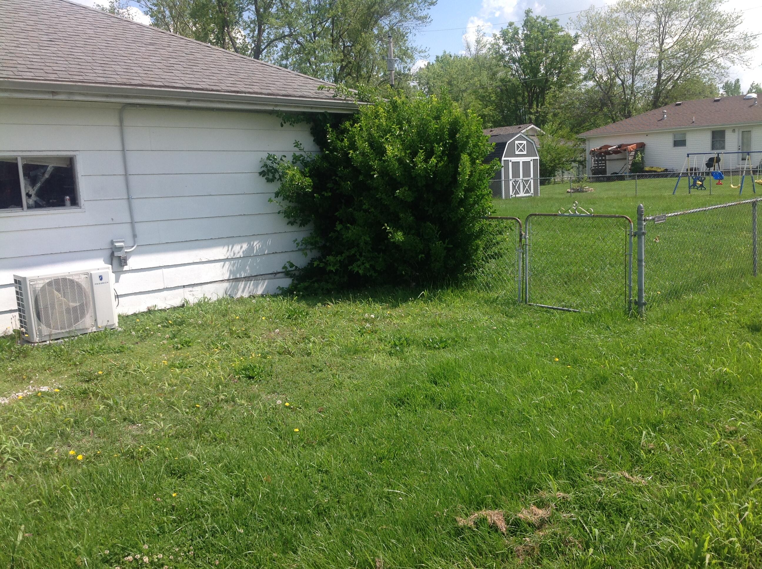 702 Frank Street Property Photo 3