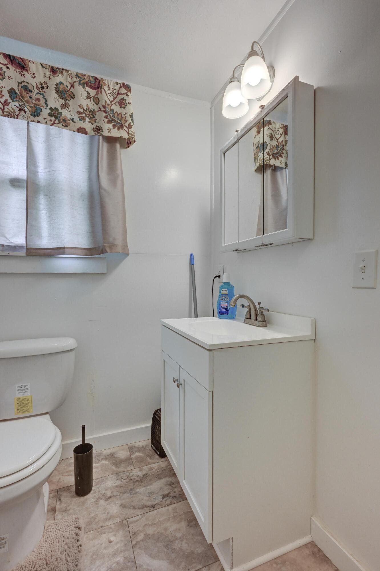 297 North Davis Street Property Photo 23