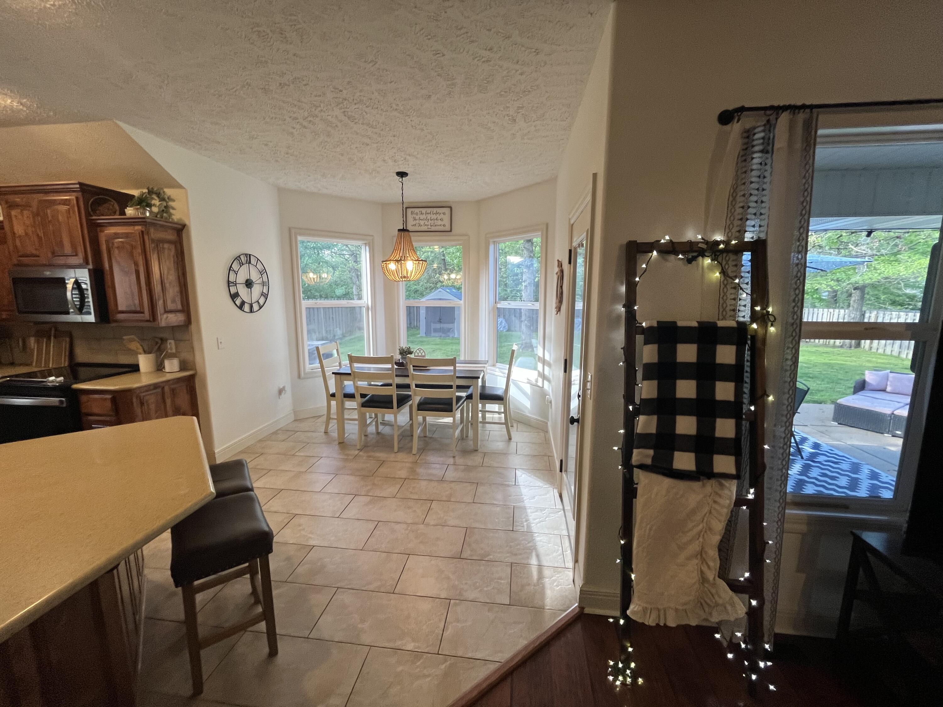 1025 Nickolas Street Property Photo 7