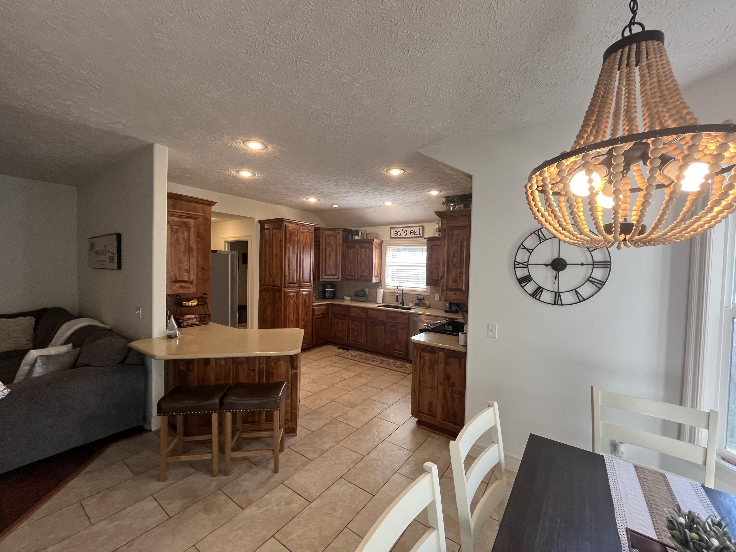 1025 Nickolas Street Property Photo 16