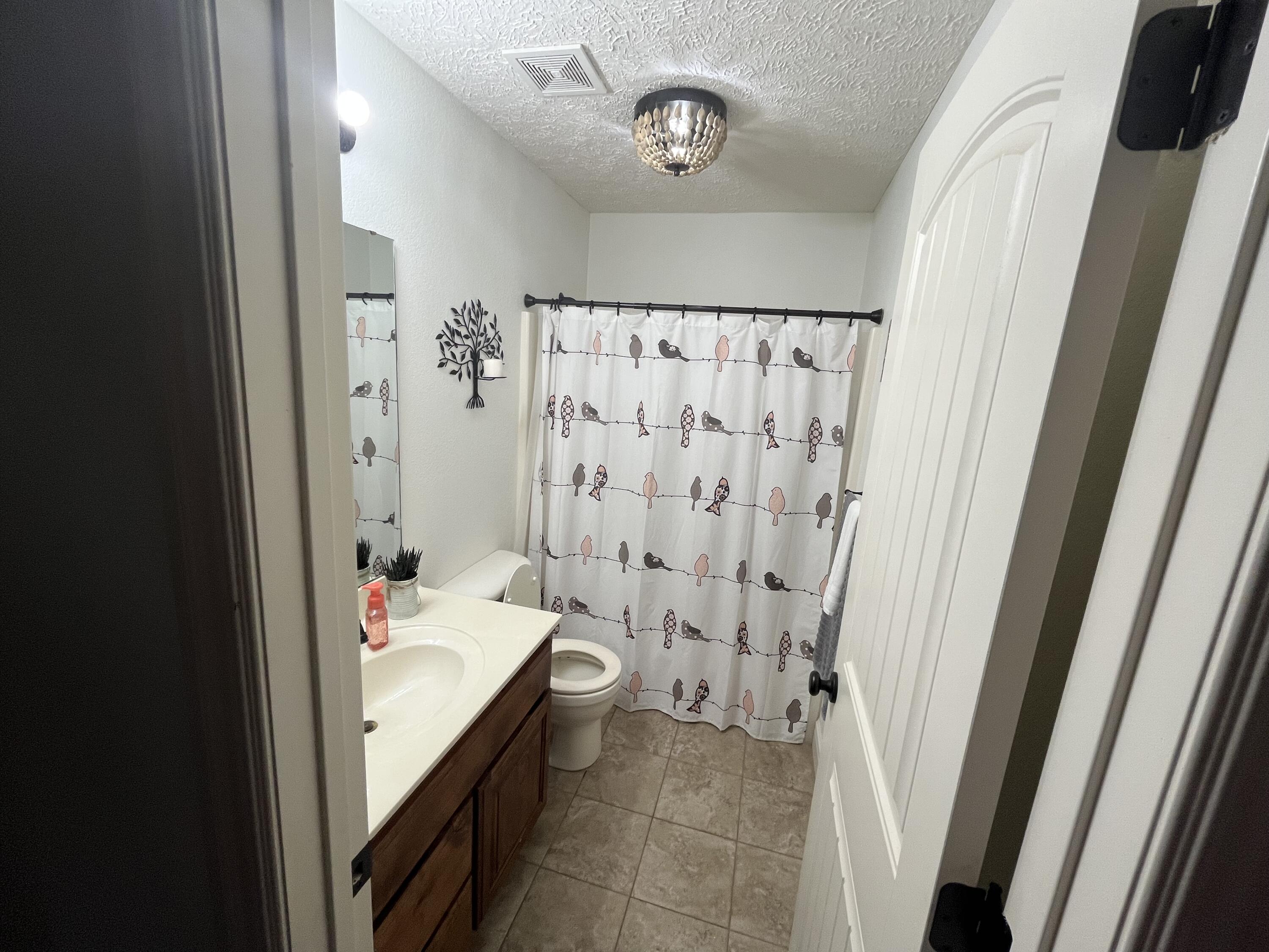 1025 Nickolas Street Property Photo 26