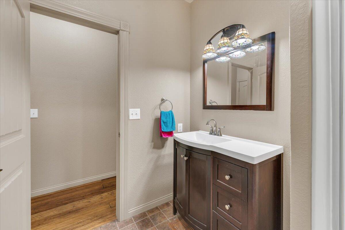 94 Elbert Road Property Photo 23