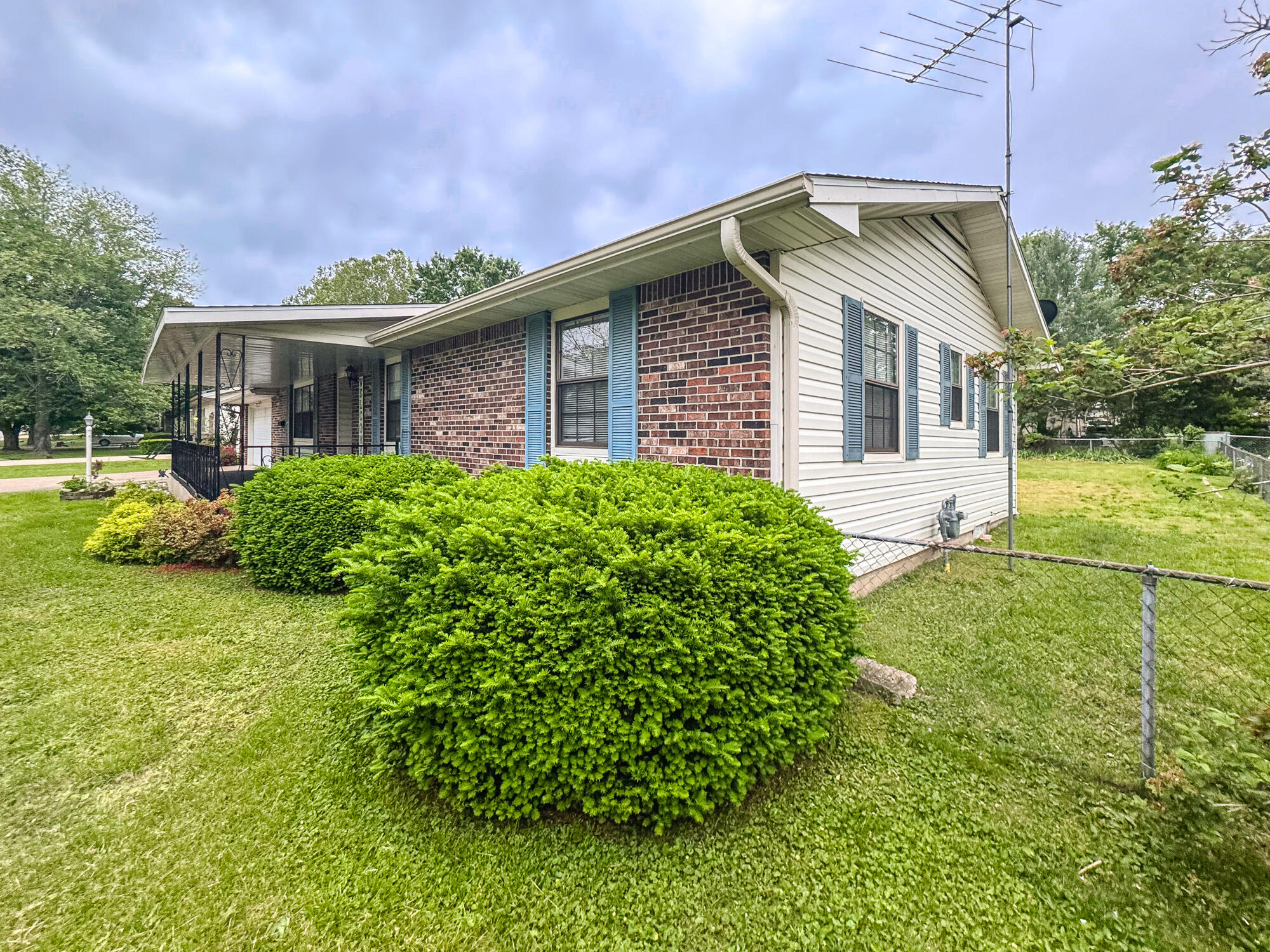 1450 4th Street Property Photo 3