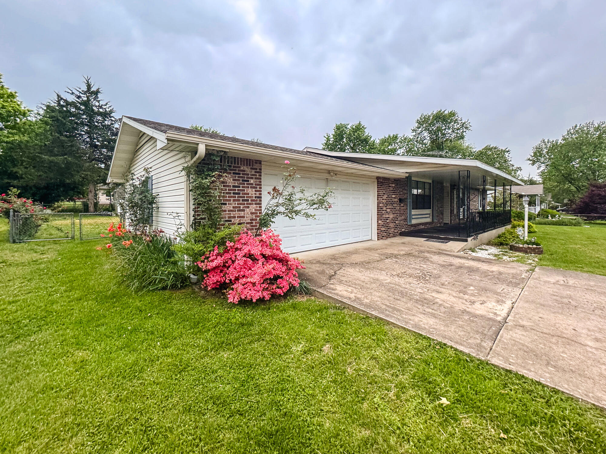 1450 4th Street Property Photo 4