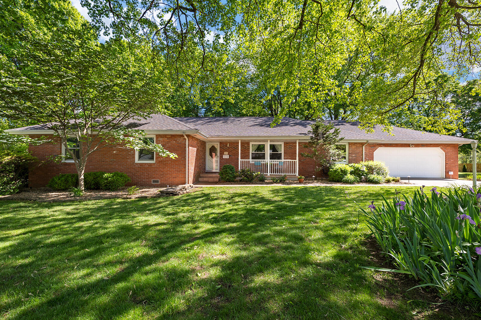 2658 East Corona Circle Property Photo 1