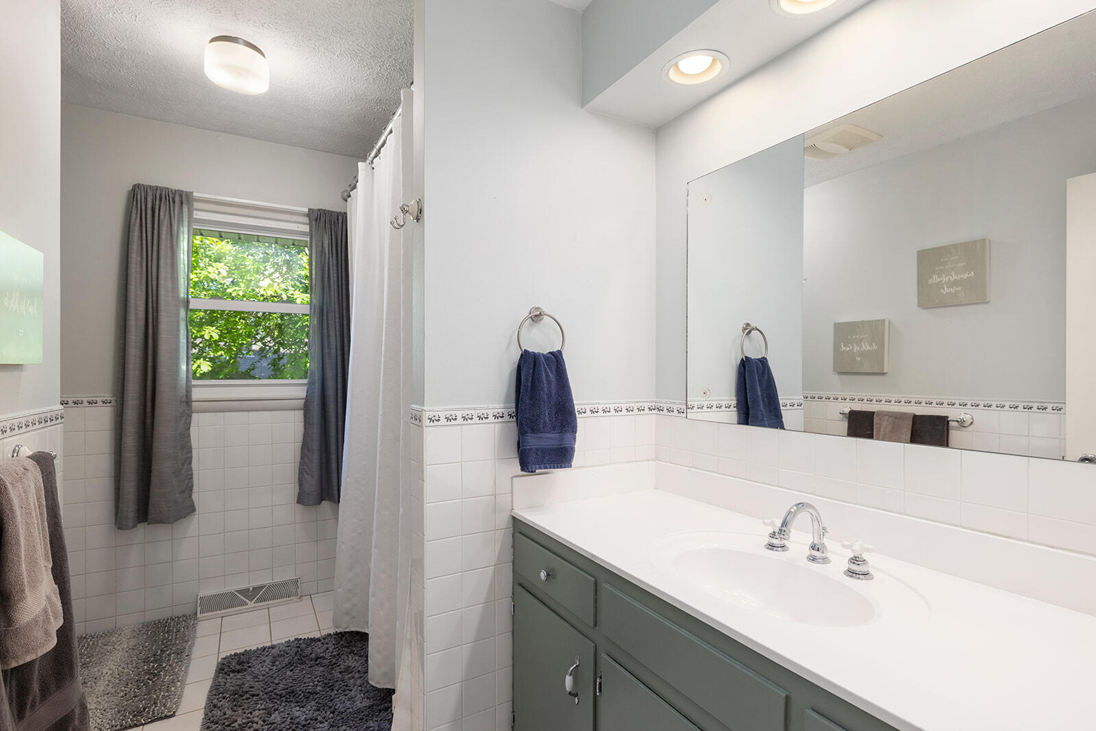 2658 East Corona Circle Property Photo 9
