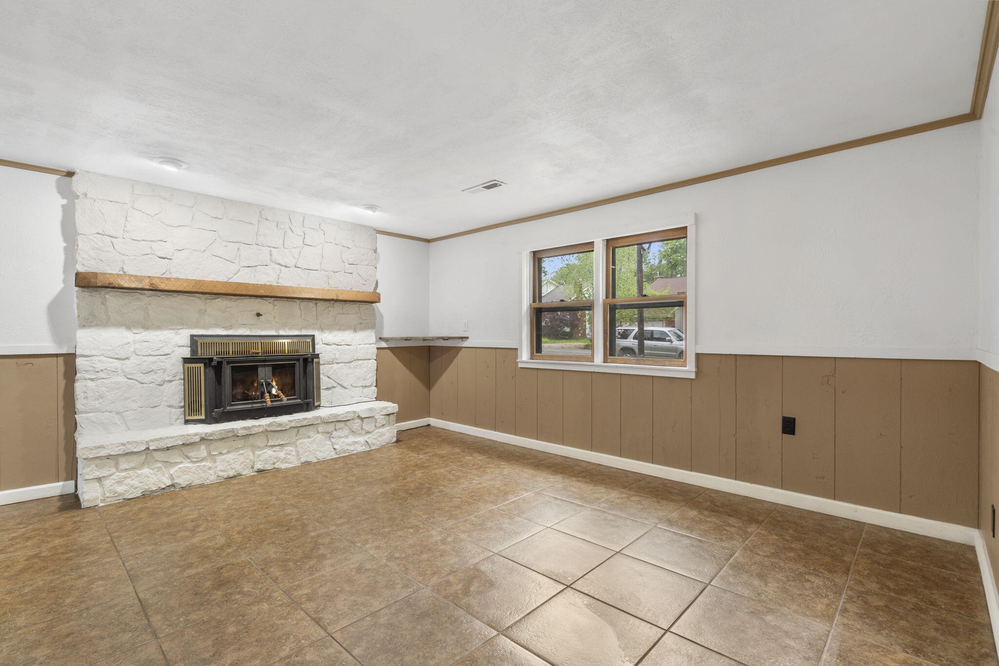 3437 South Kings Avenue Property Photo 6