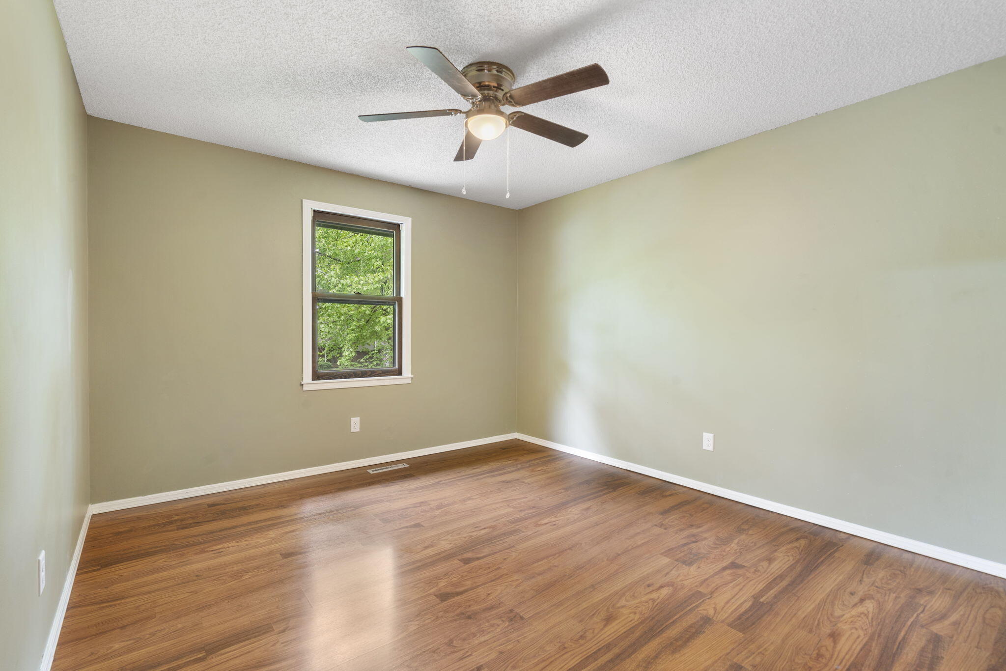 3437 South Kings Avenue Property Photo 25