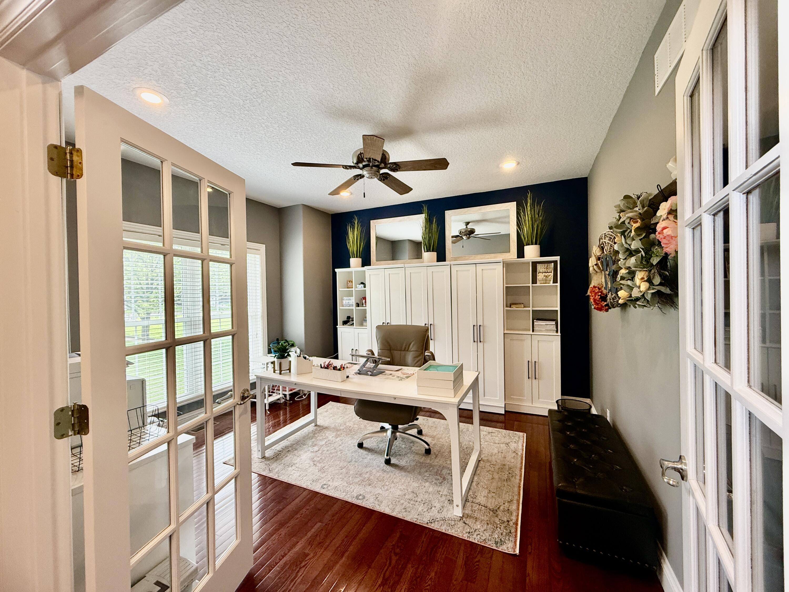 1911 Sherry Lea Drive Property Photo 11