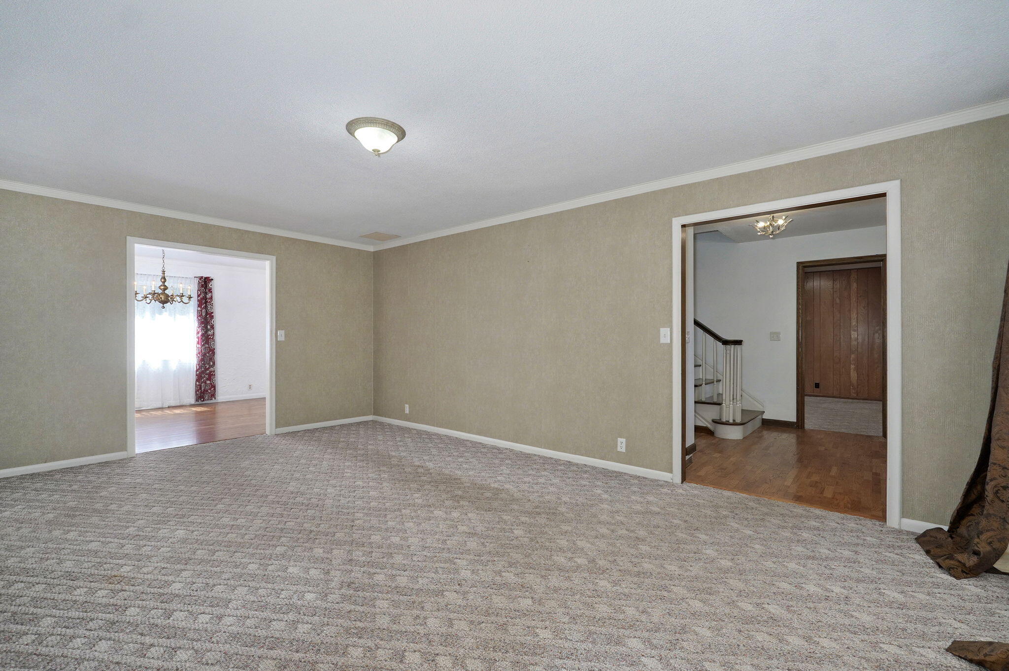 612 East Glendale Street Property Photo 10