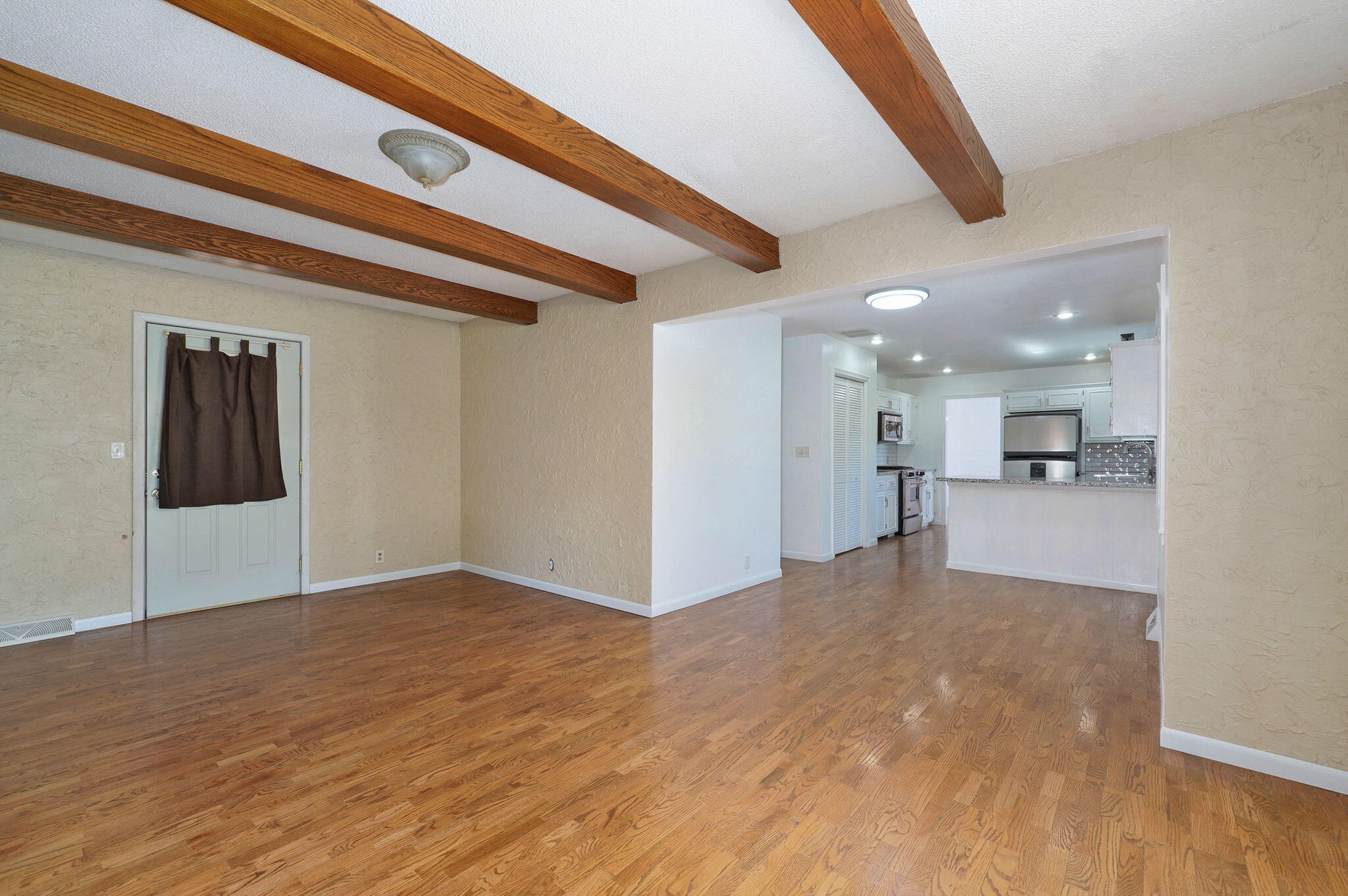 612 East Glendale Street Property Photo 19