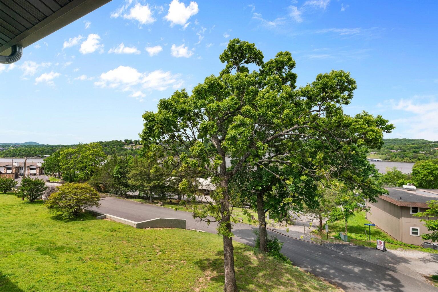 100 Getaway Circle Property Photo 35