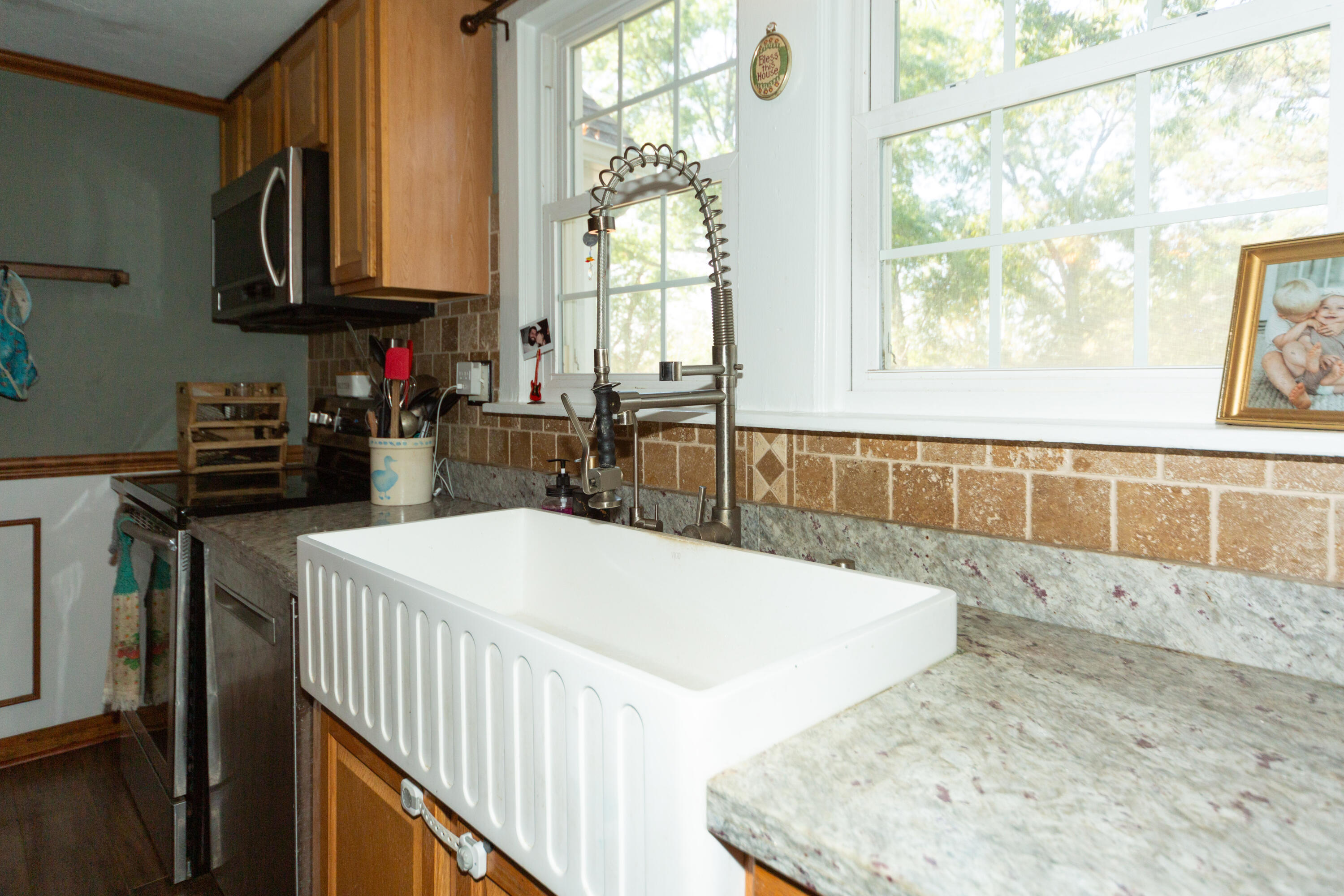 111 West Olive Street Property Photo 10
