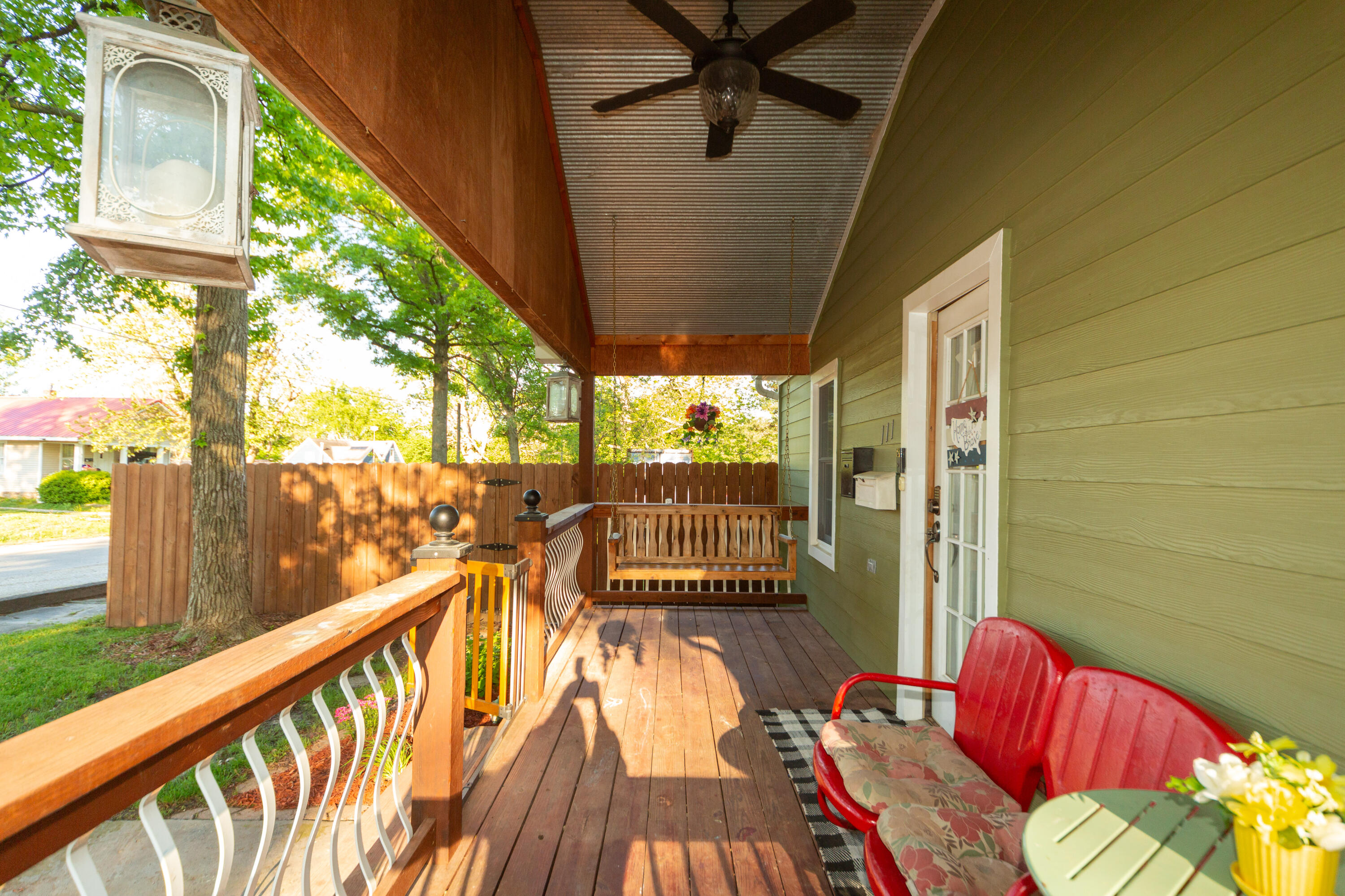 111 West Olive Street Property Photo 43
