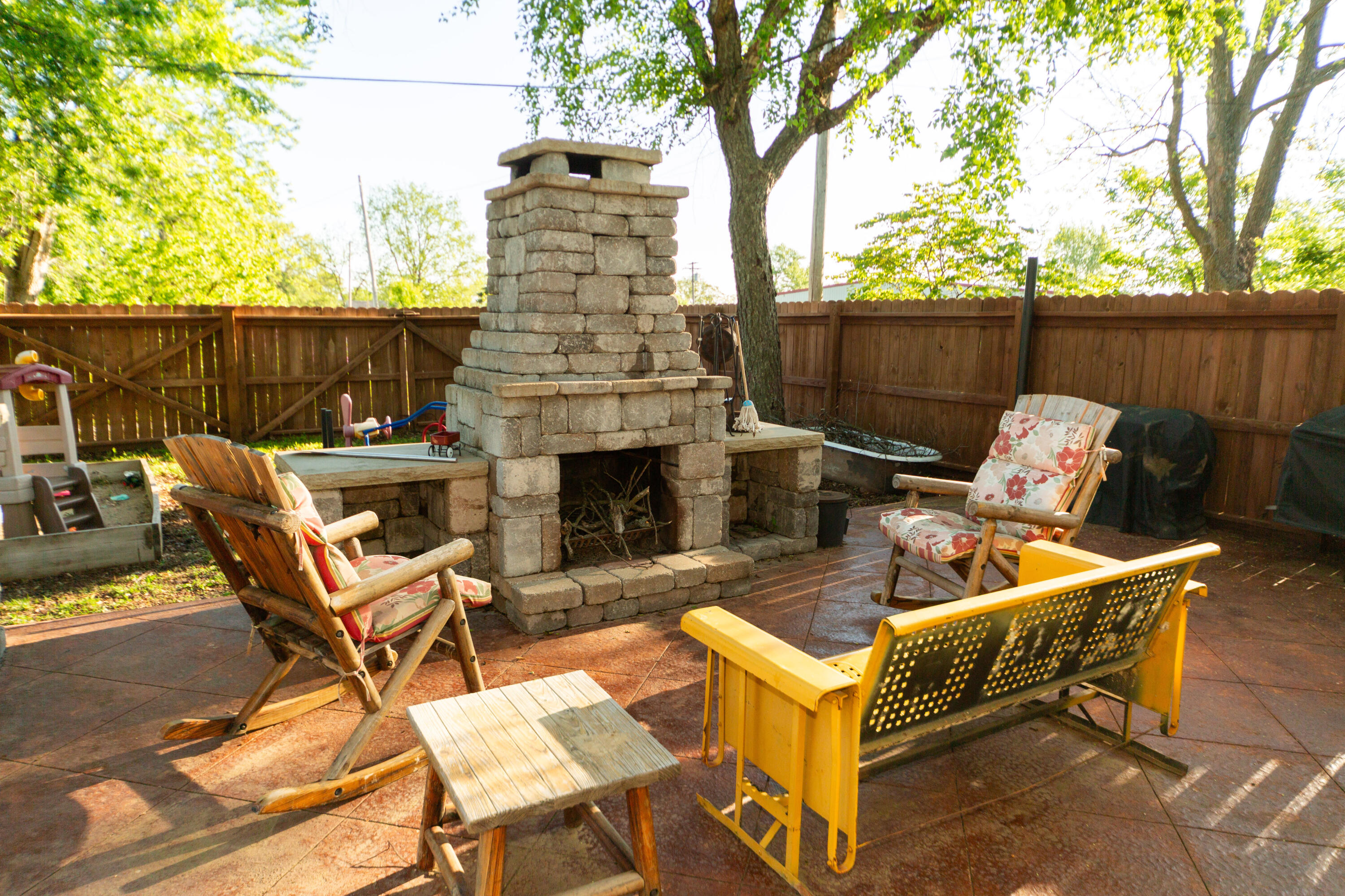111 West Olive Street Property Photo 44