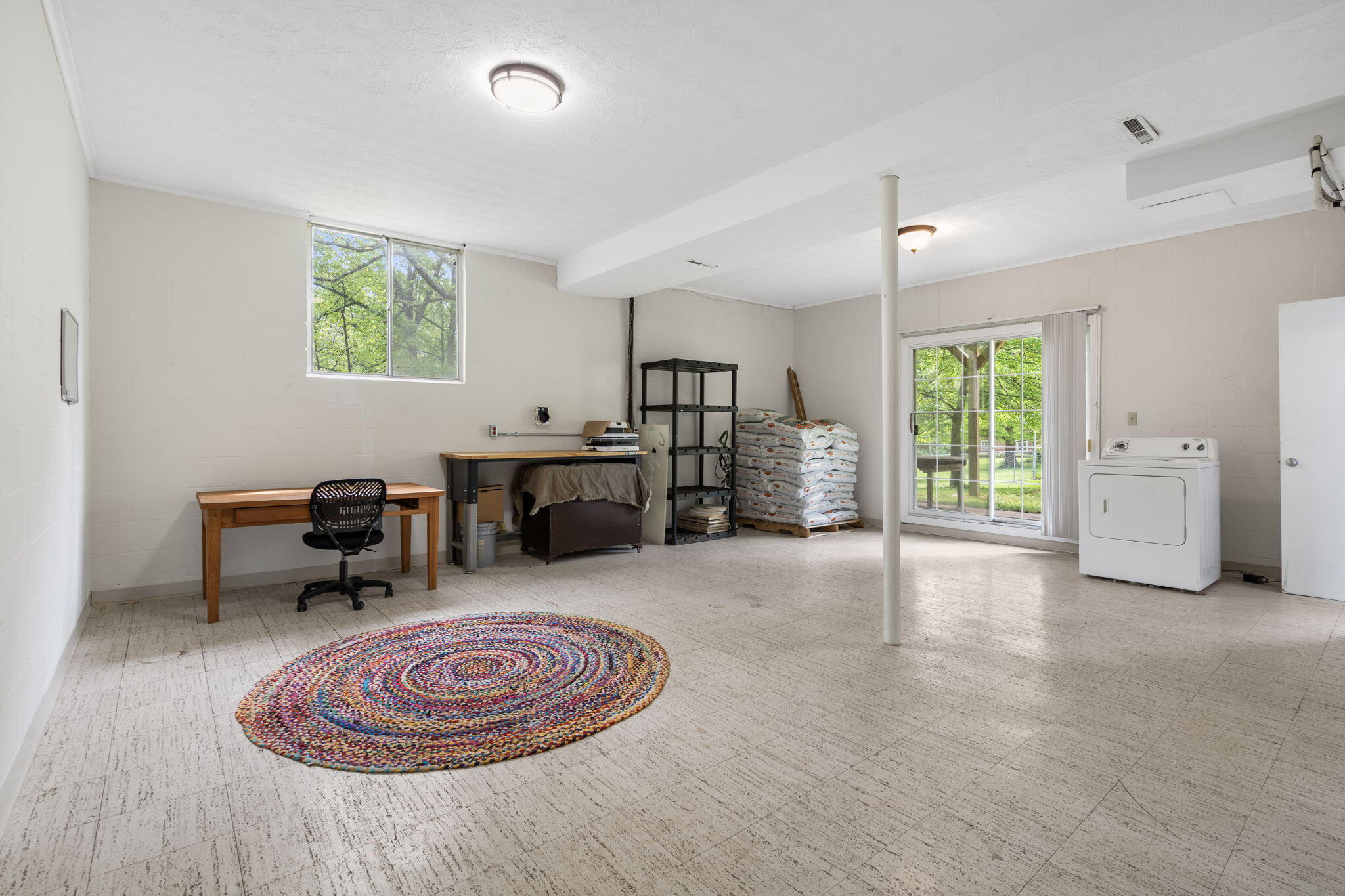 5926 East Farm Road 142 Property Photo 15