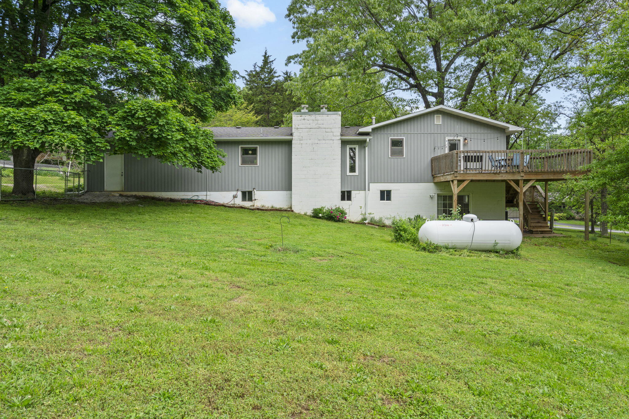 5926 East Farm Road 142 Property Photo 19