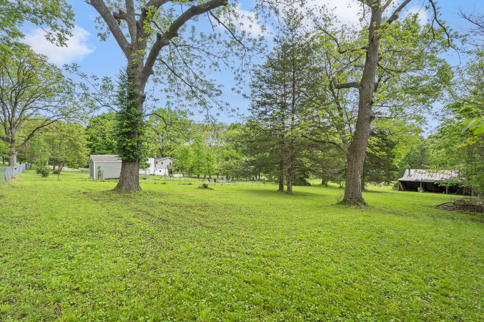 5926 East Farm Road 142 Property Photo 22