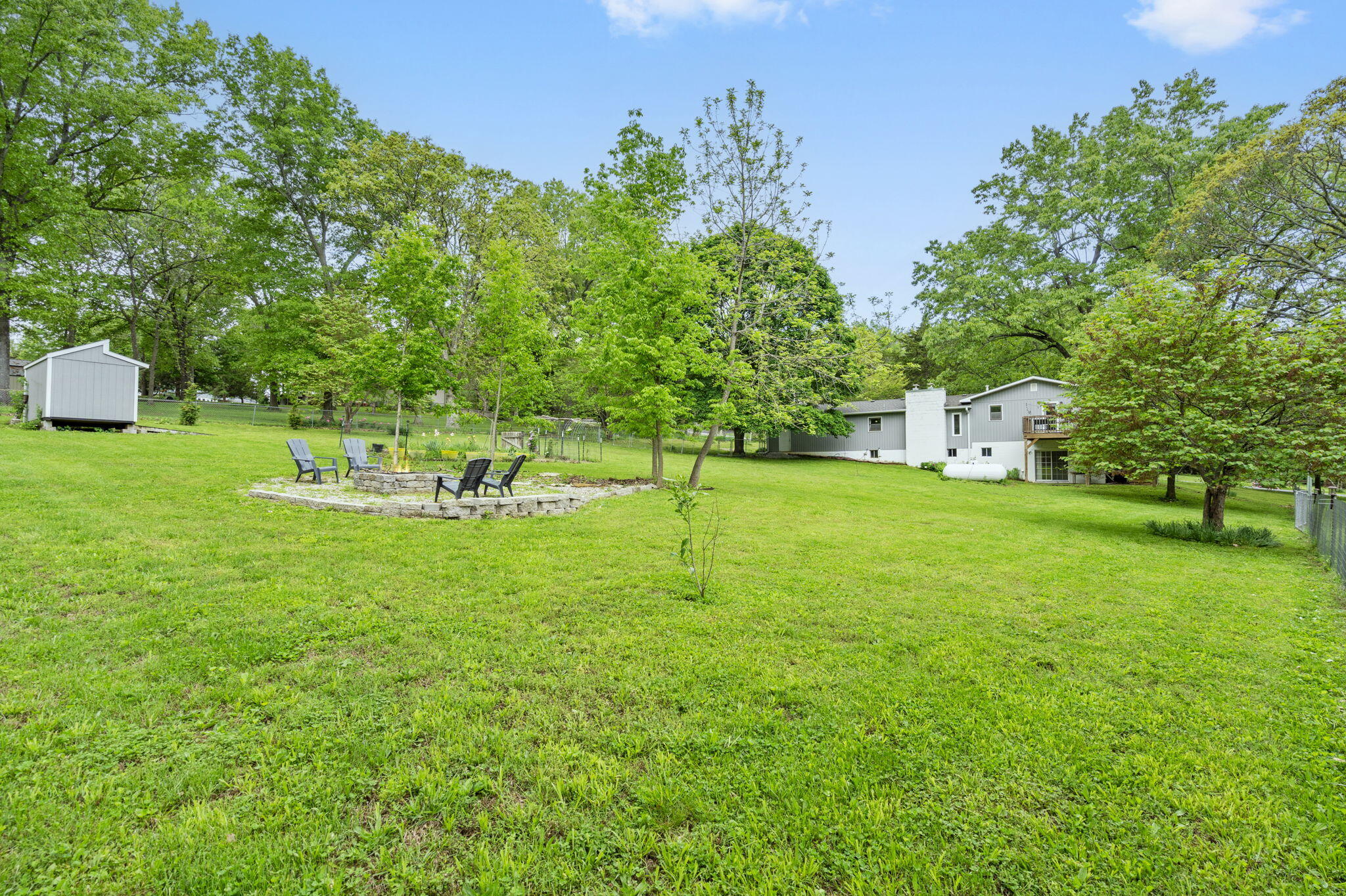 5926 East Farm Road 142 Property Photo 24