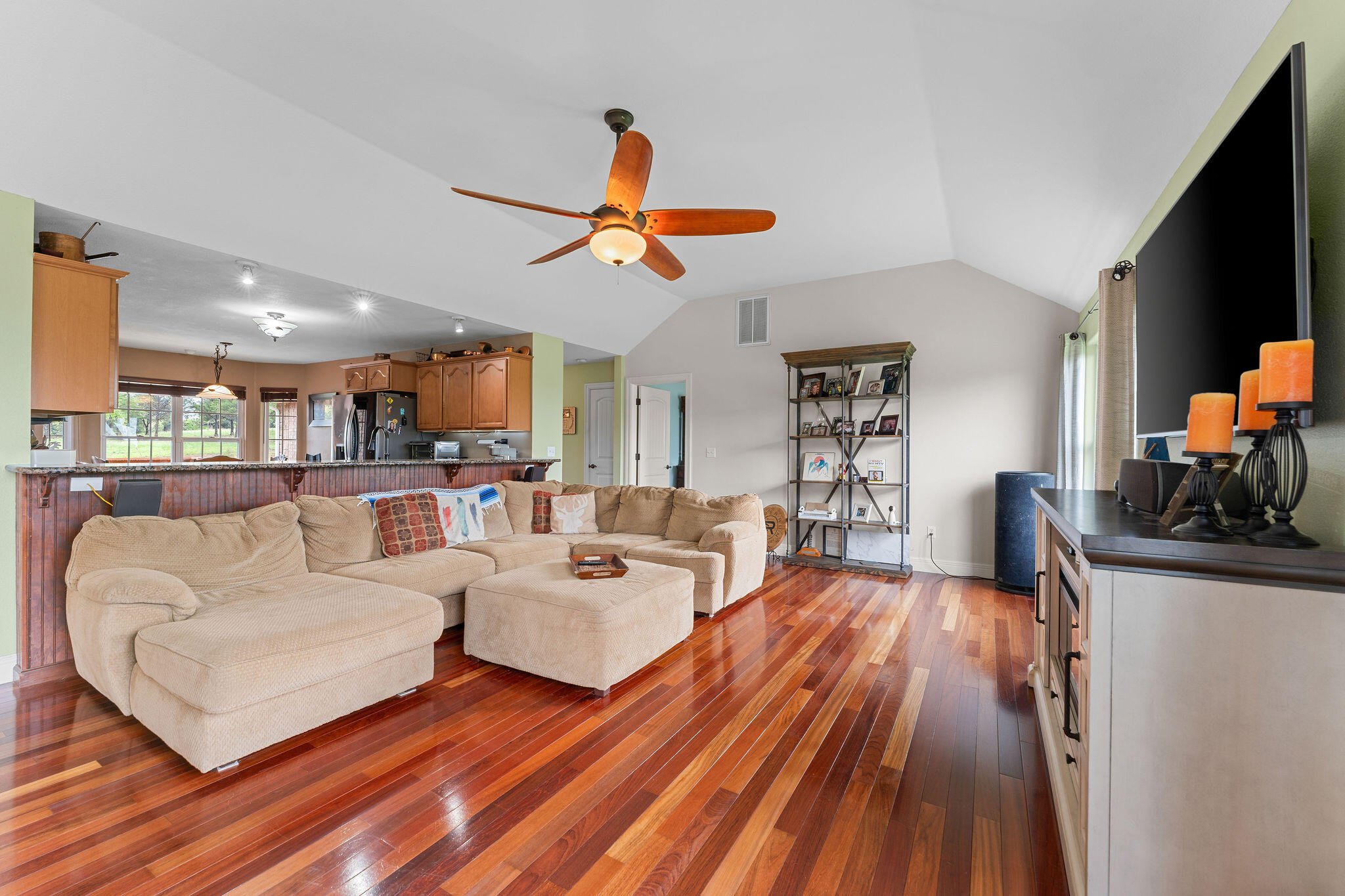 435 Lookout Rdg Road Property Photo 8