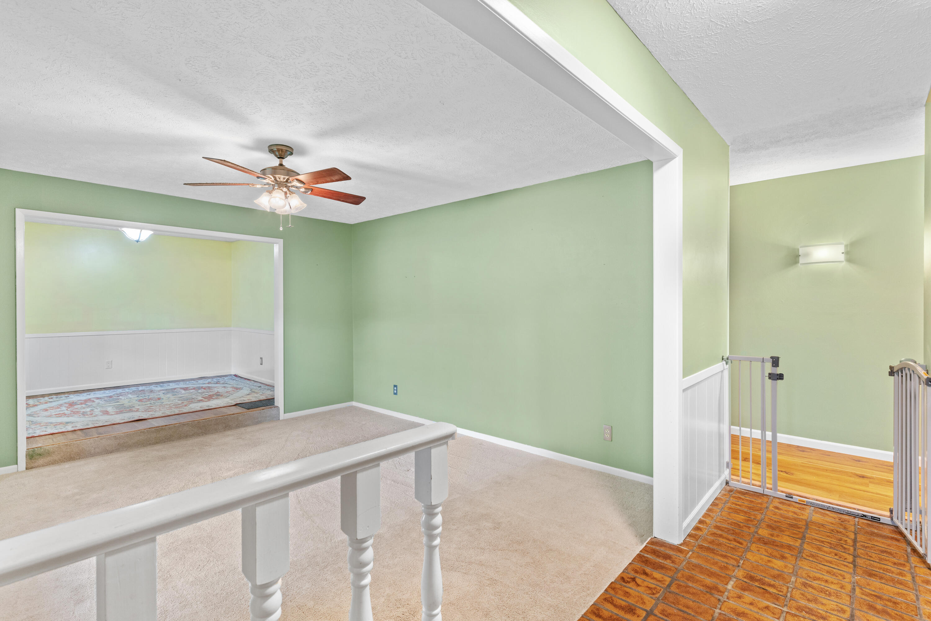 1124 West Swan Street Property Photo 6