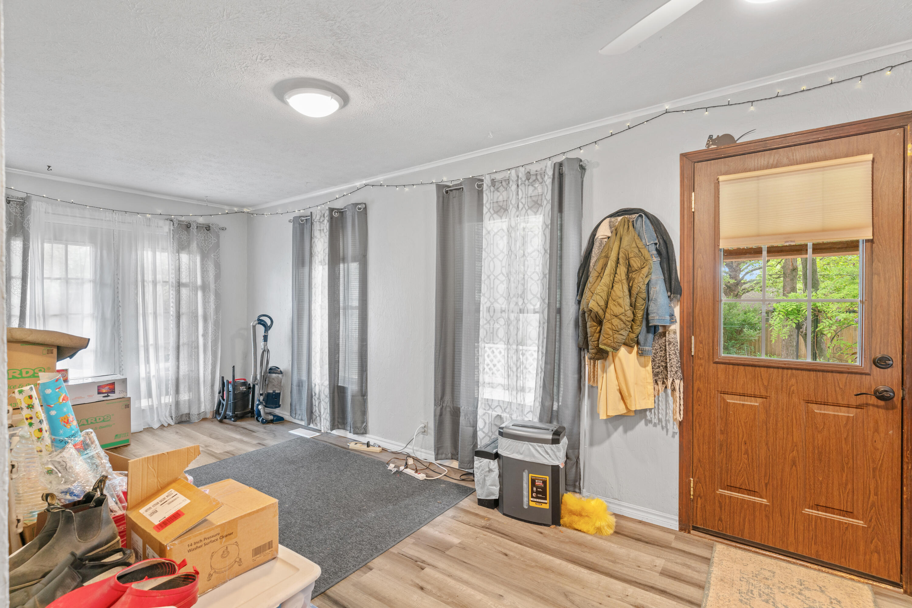 1124 West Swan Street Property Photo 15