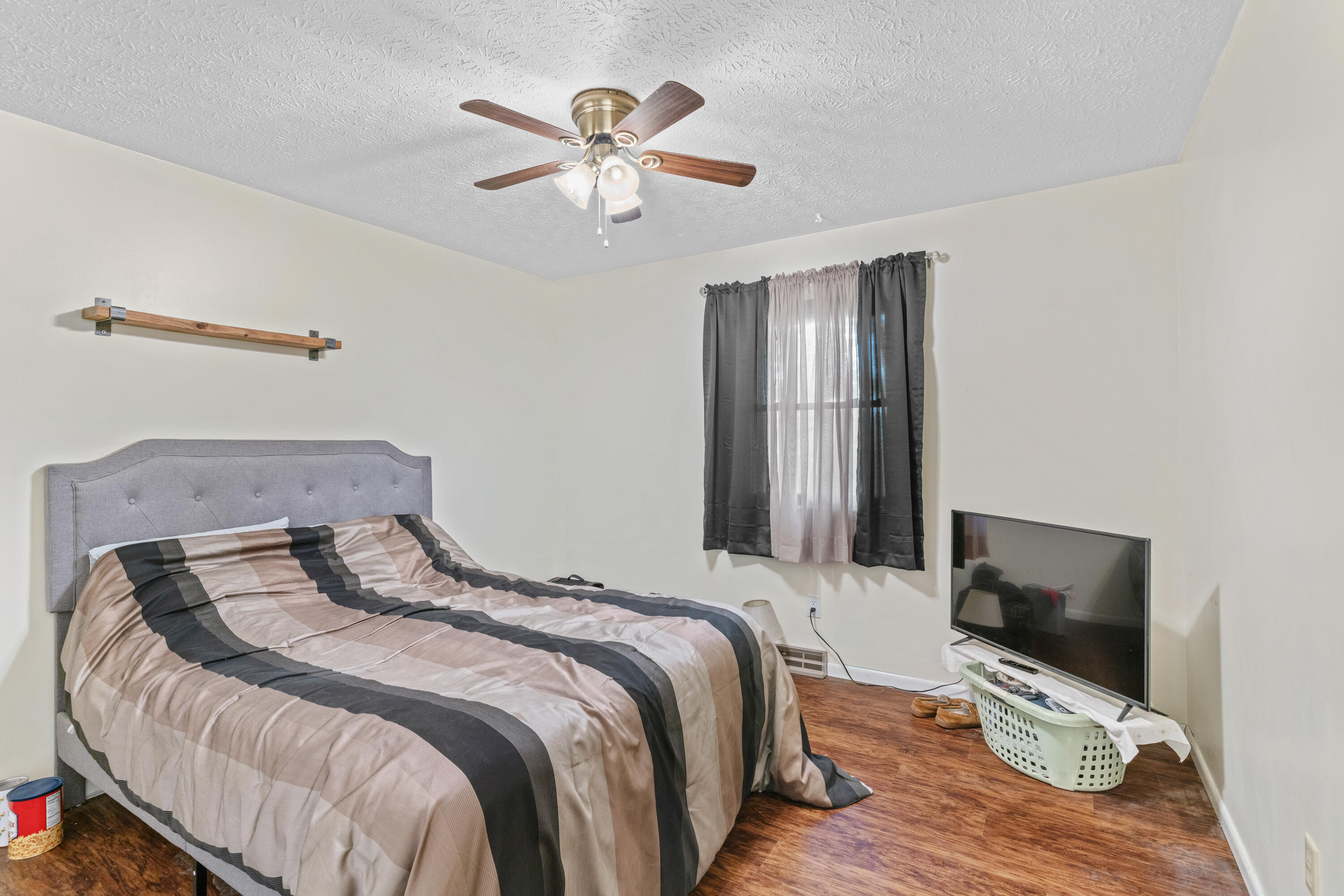 1124 West Swan Street Property Photo 22