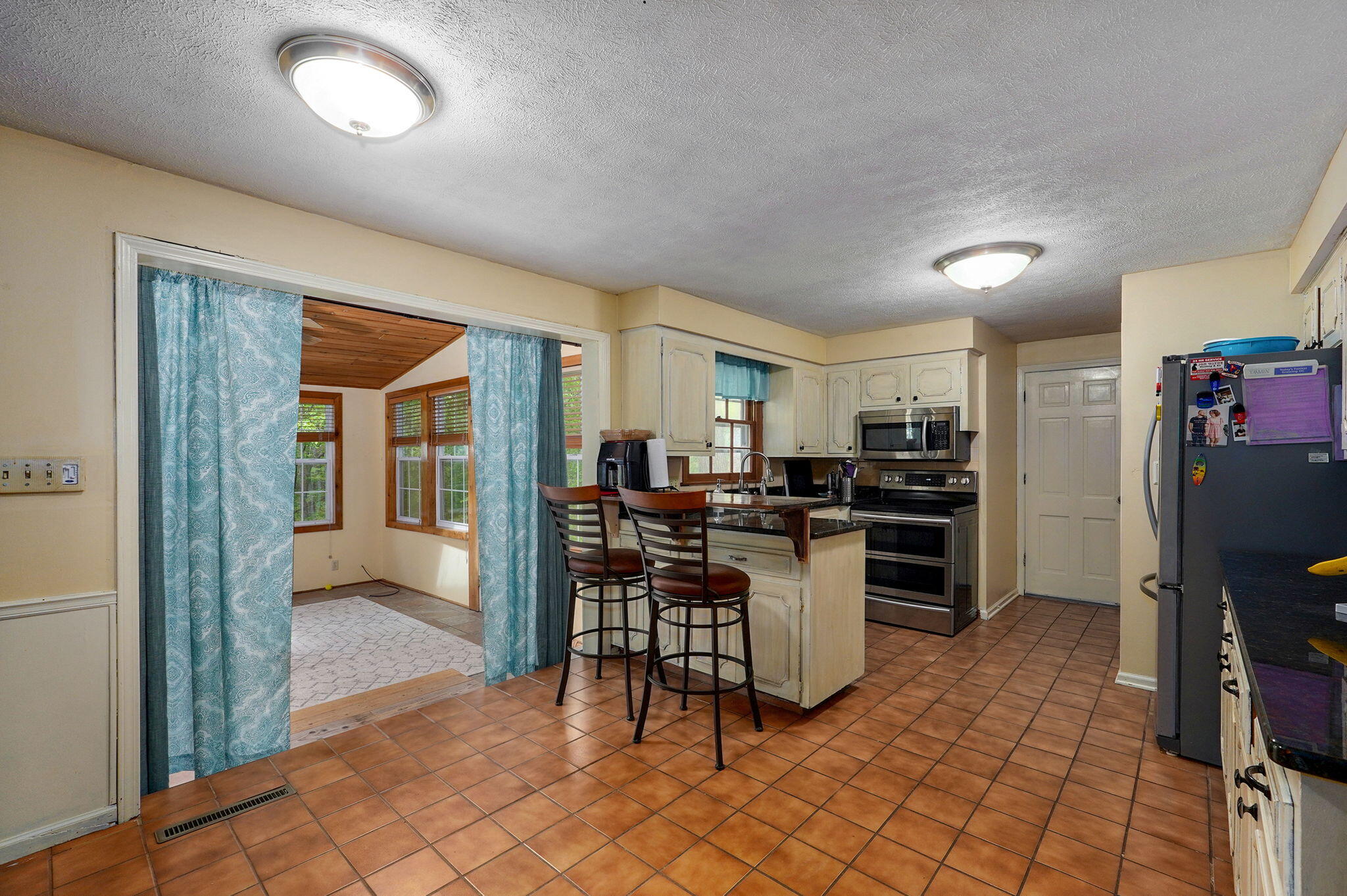 4855 East Cimarron Lane Property Photo 9