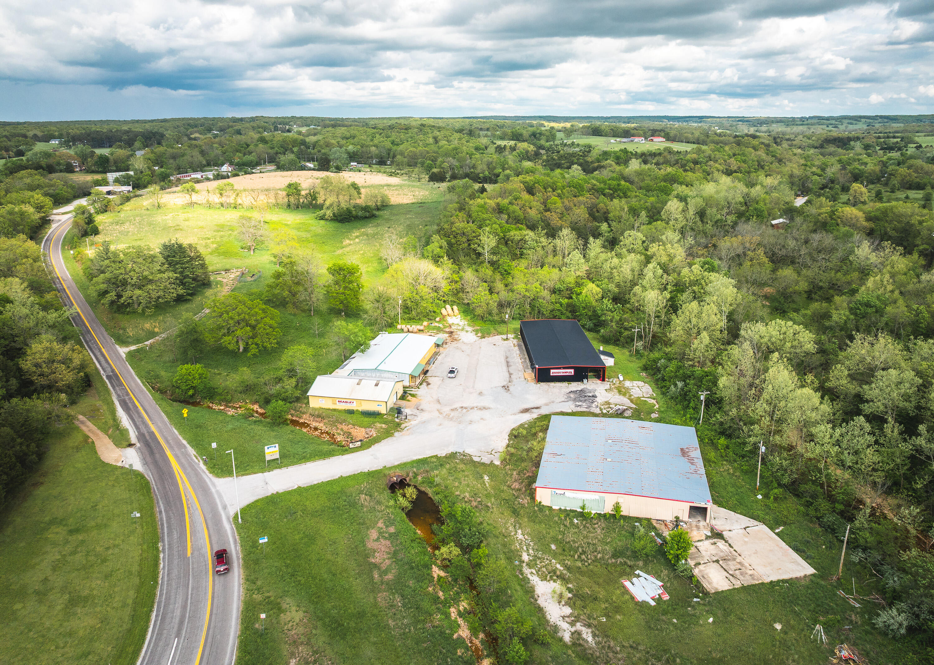 610 Highway B Property Photo 14