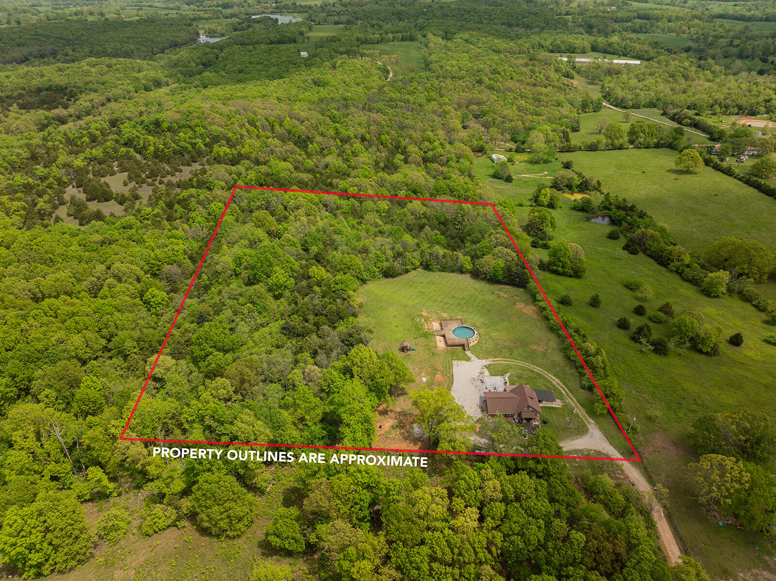9099 Holly Property Photo 52