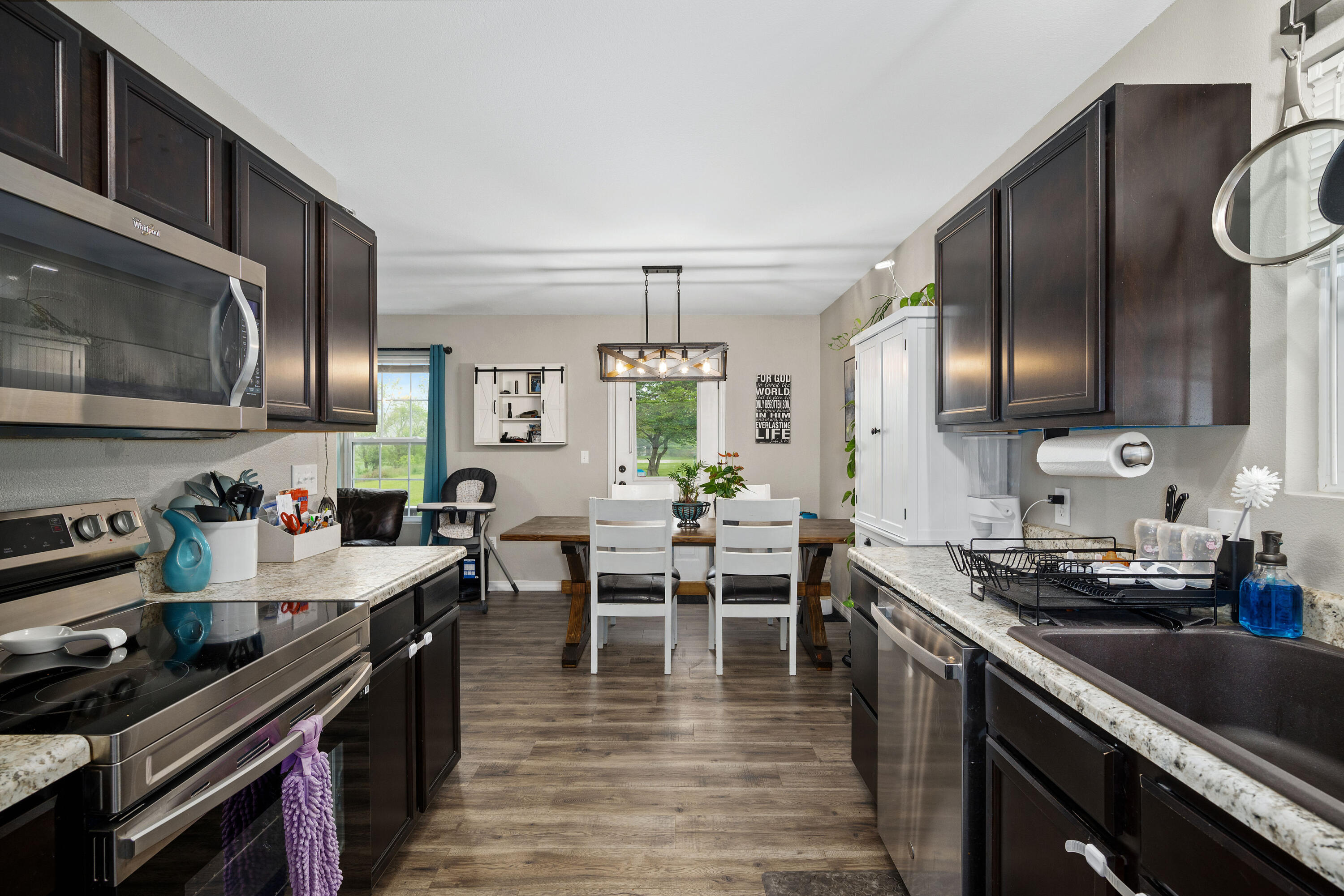 212 Eagle Nest Property Photo 8