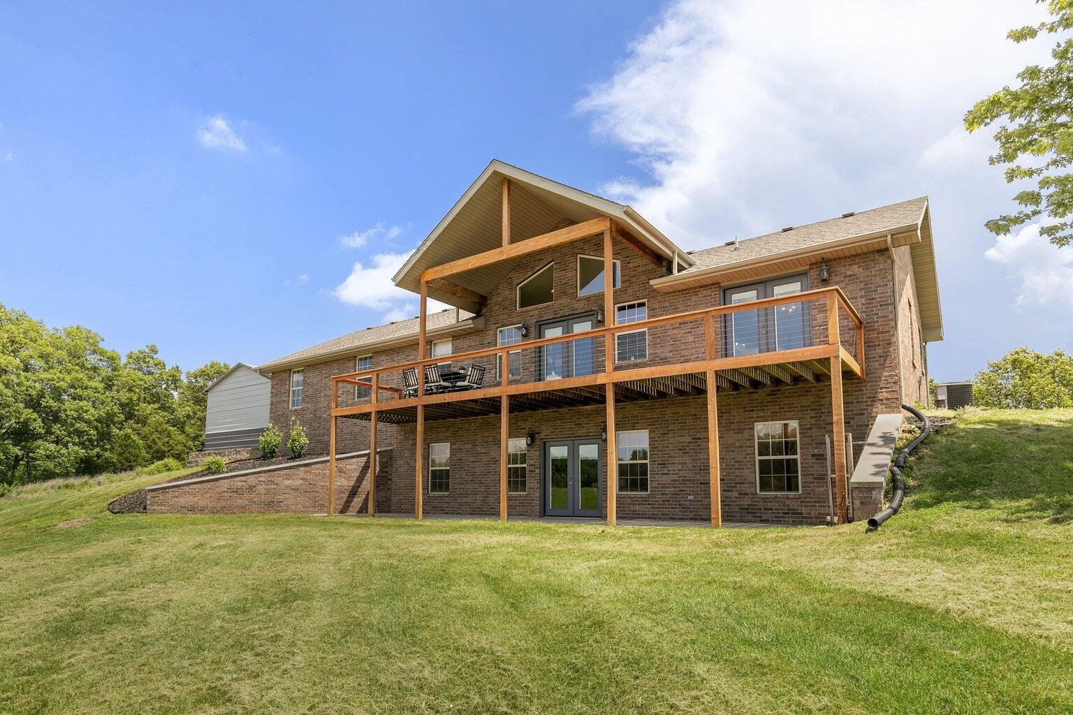2885 Possum Trot Road Property Photo 3