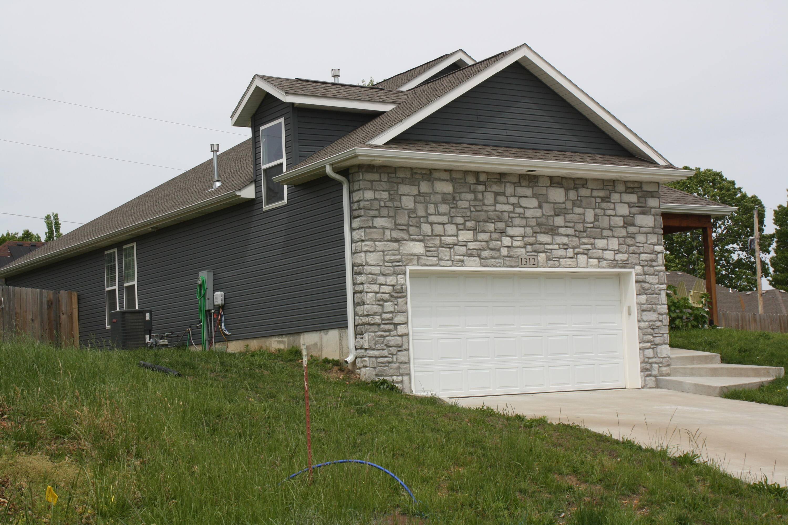 1312 Justins Trail Property Photo 2