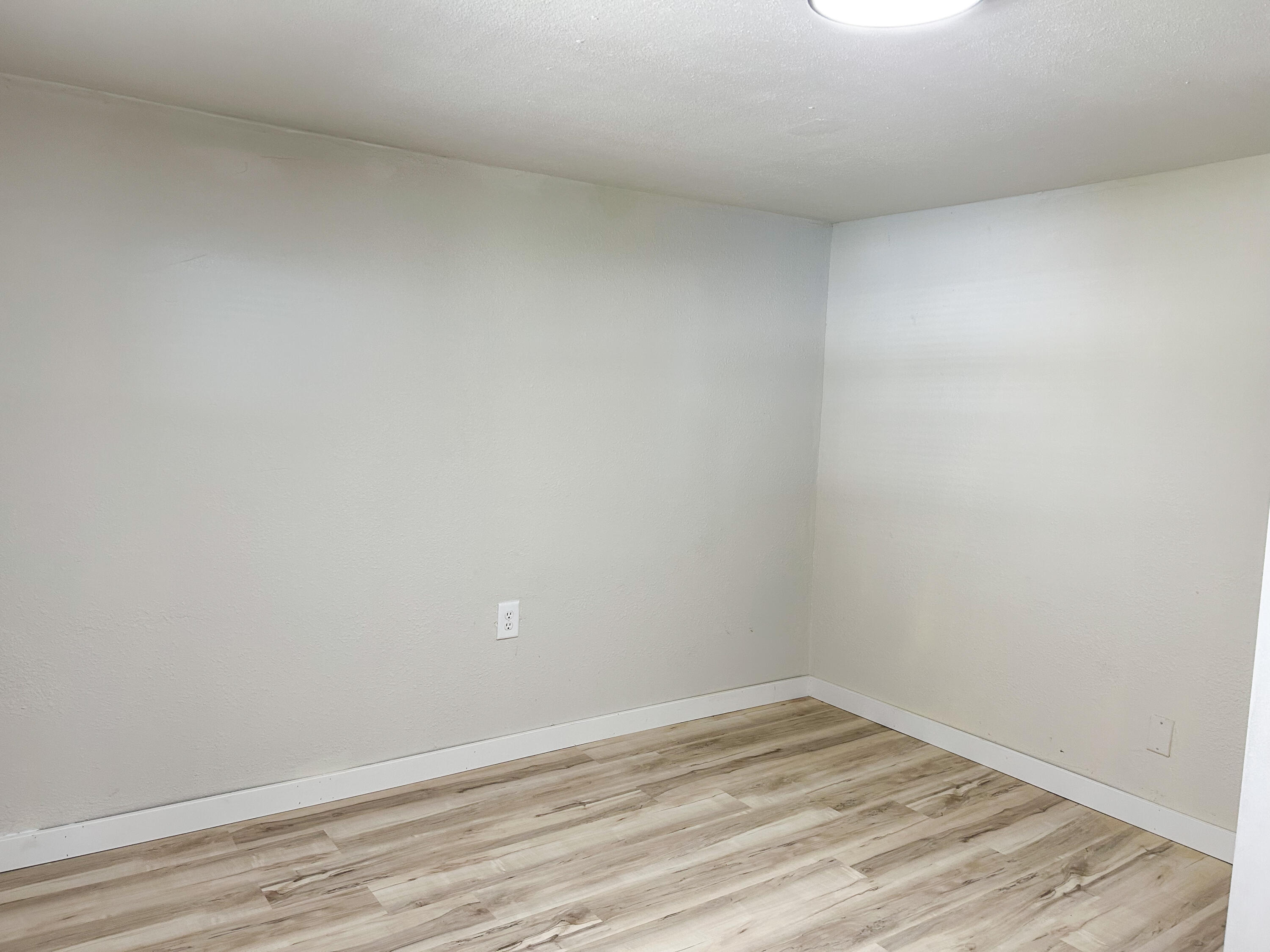 3240 West Page Street Property Photo 15