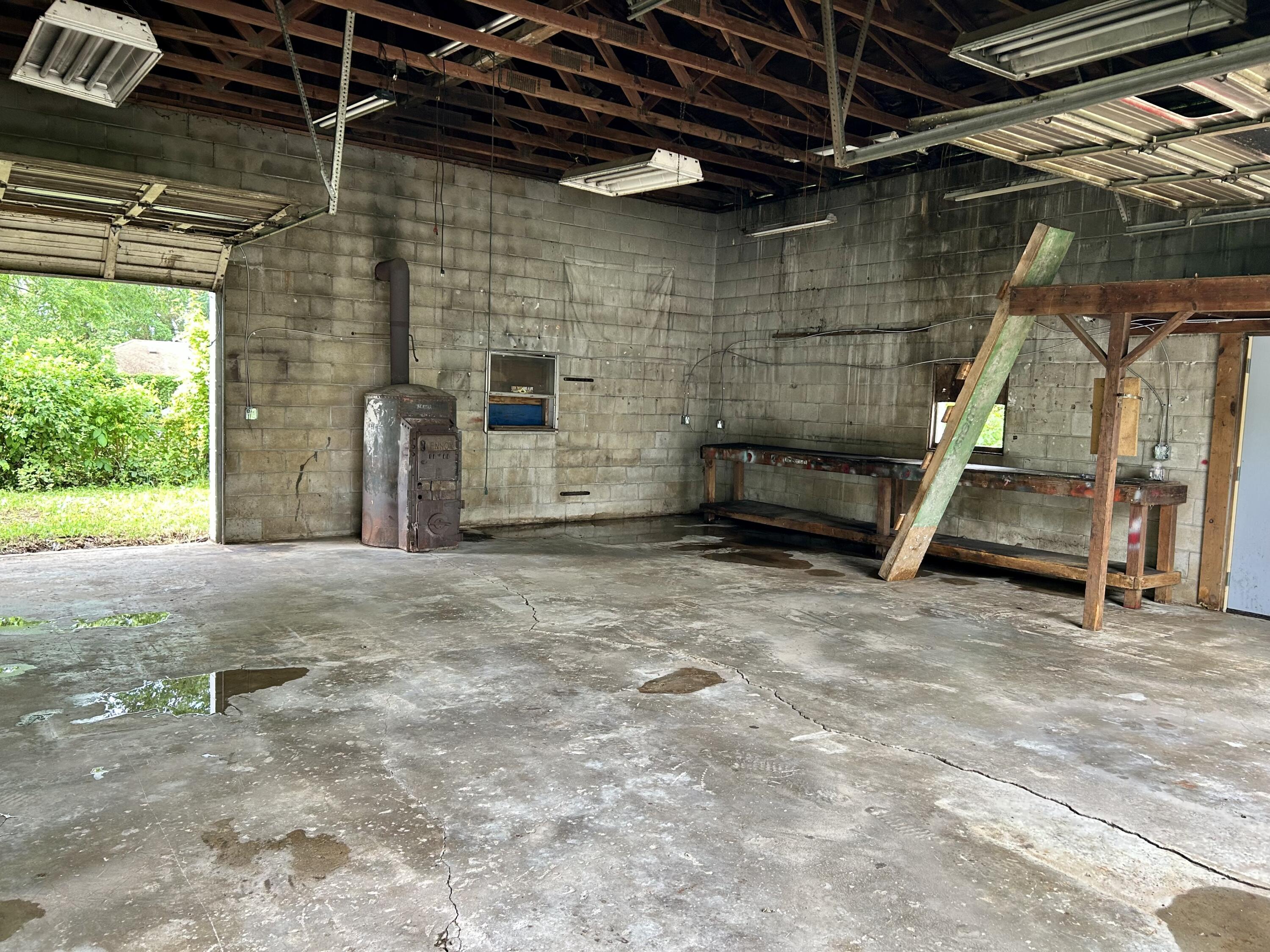 3240 West Page Street Property Photo 17