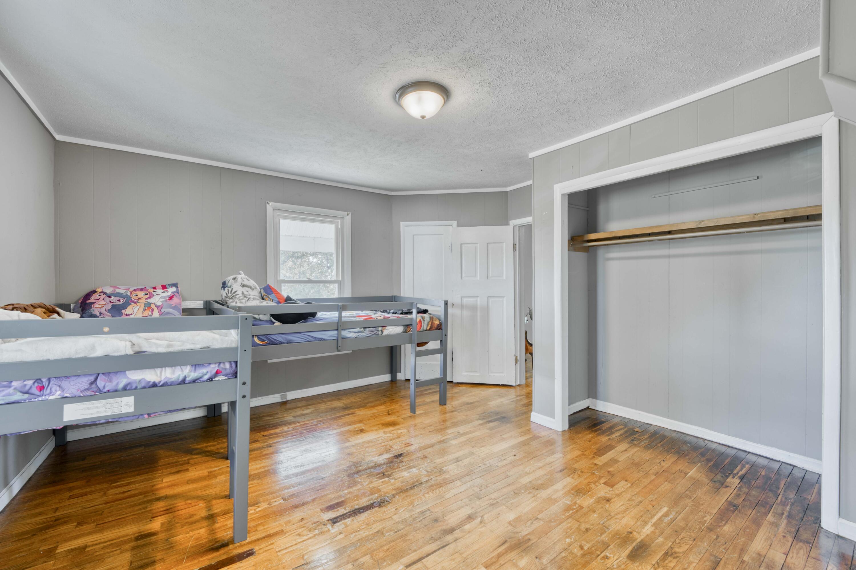 601 South 11th Avenue Property Photo 19