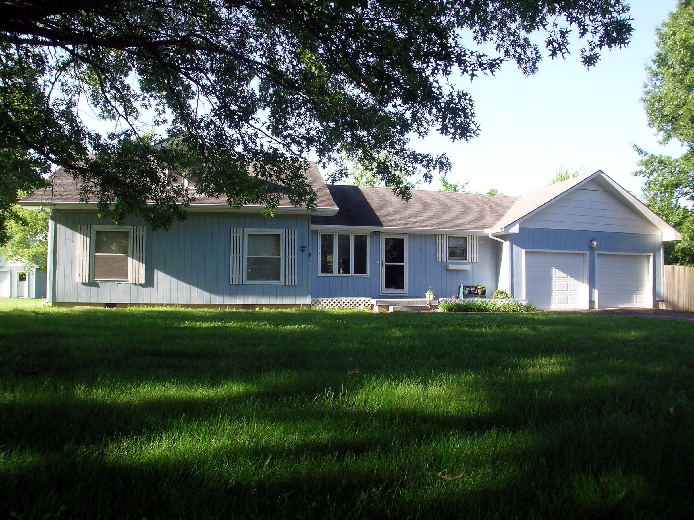 950 Cedarbrook Property Photo