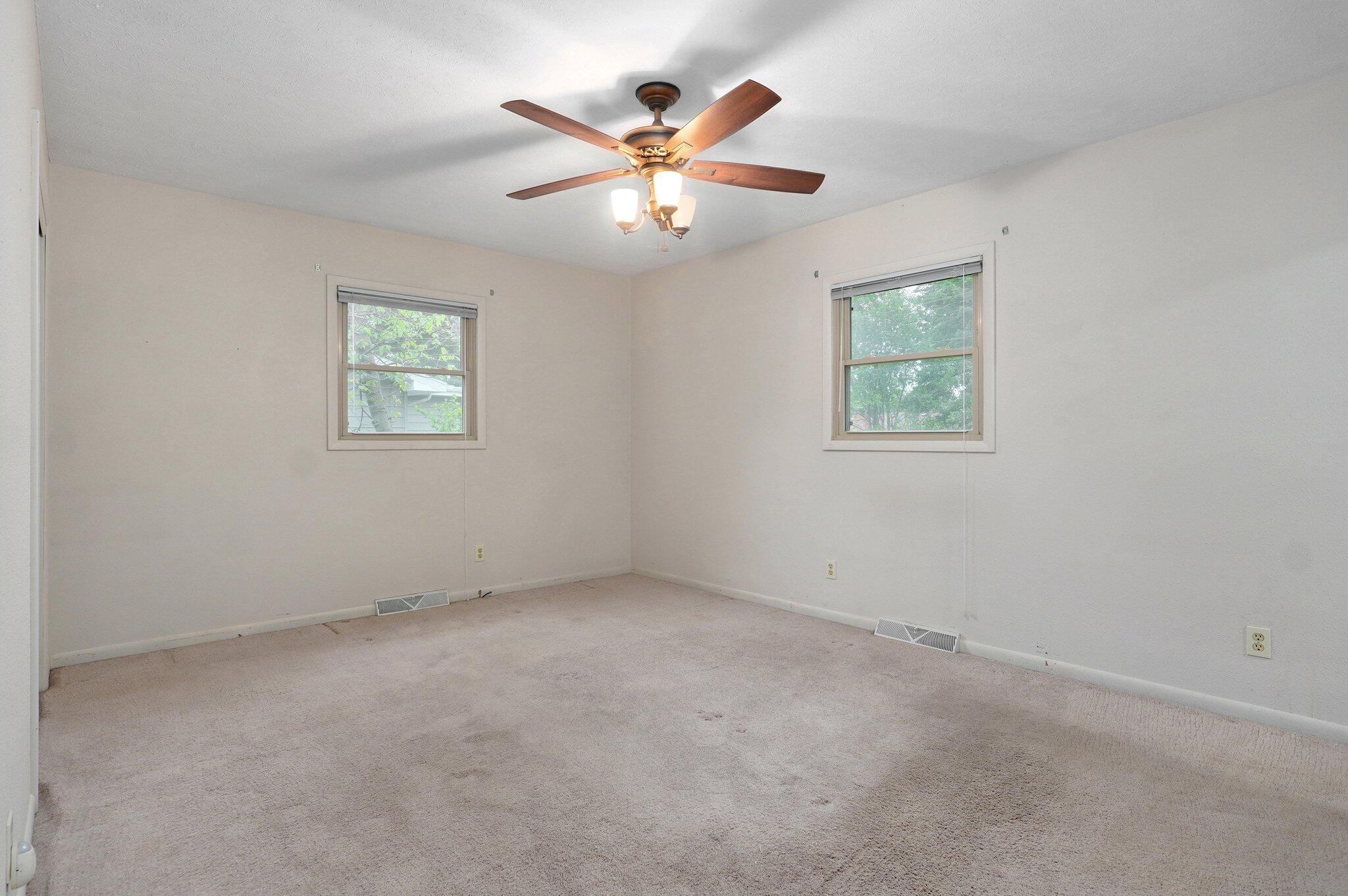 3953 South Broadway Avenue Property Photo 16
