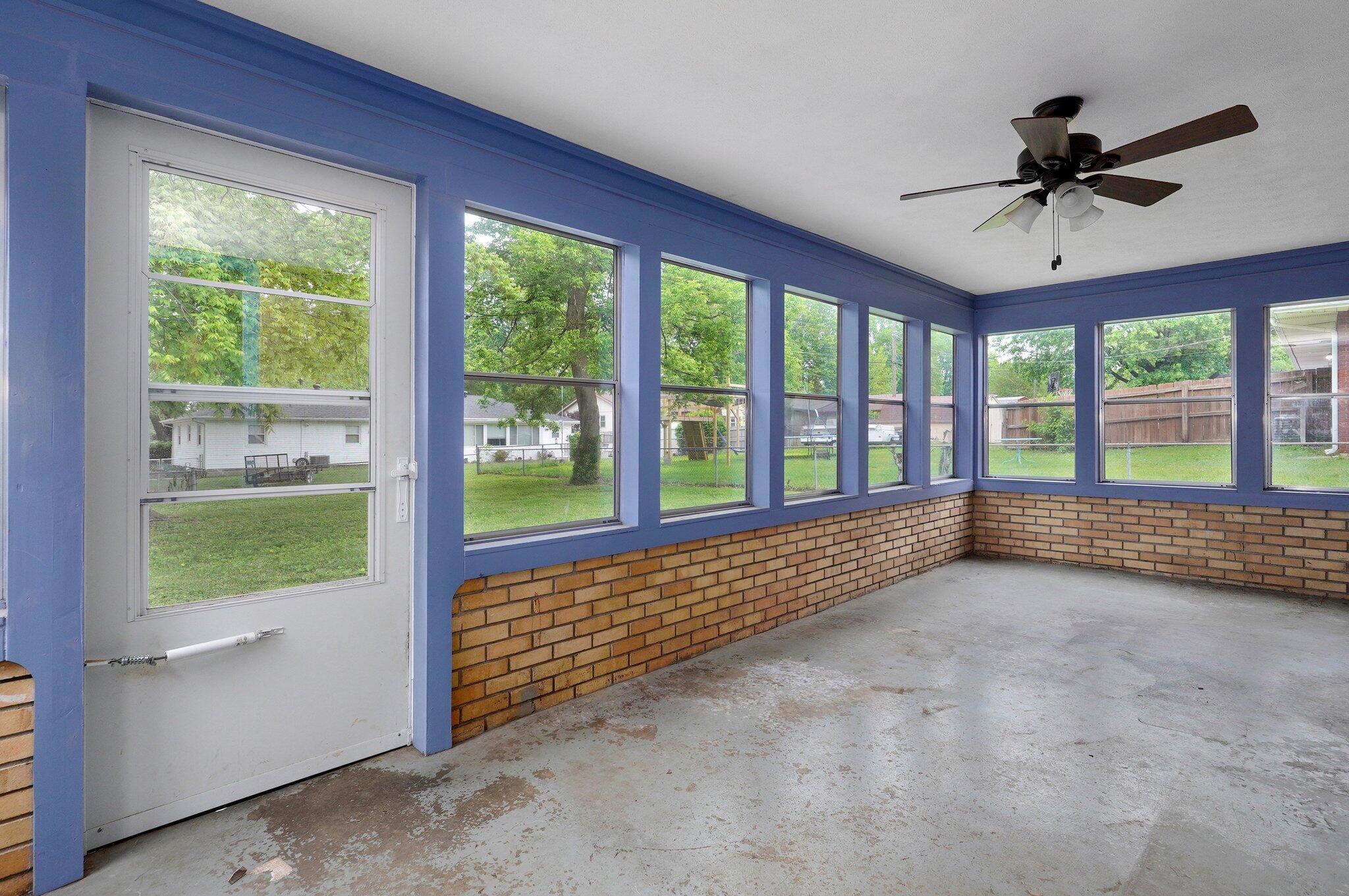 3953 South Broadway Avenue Property Photo 23