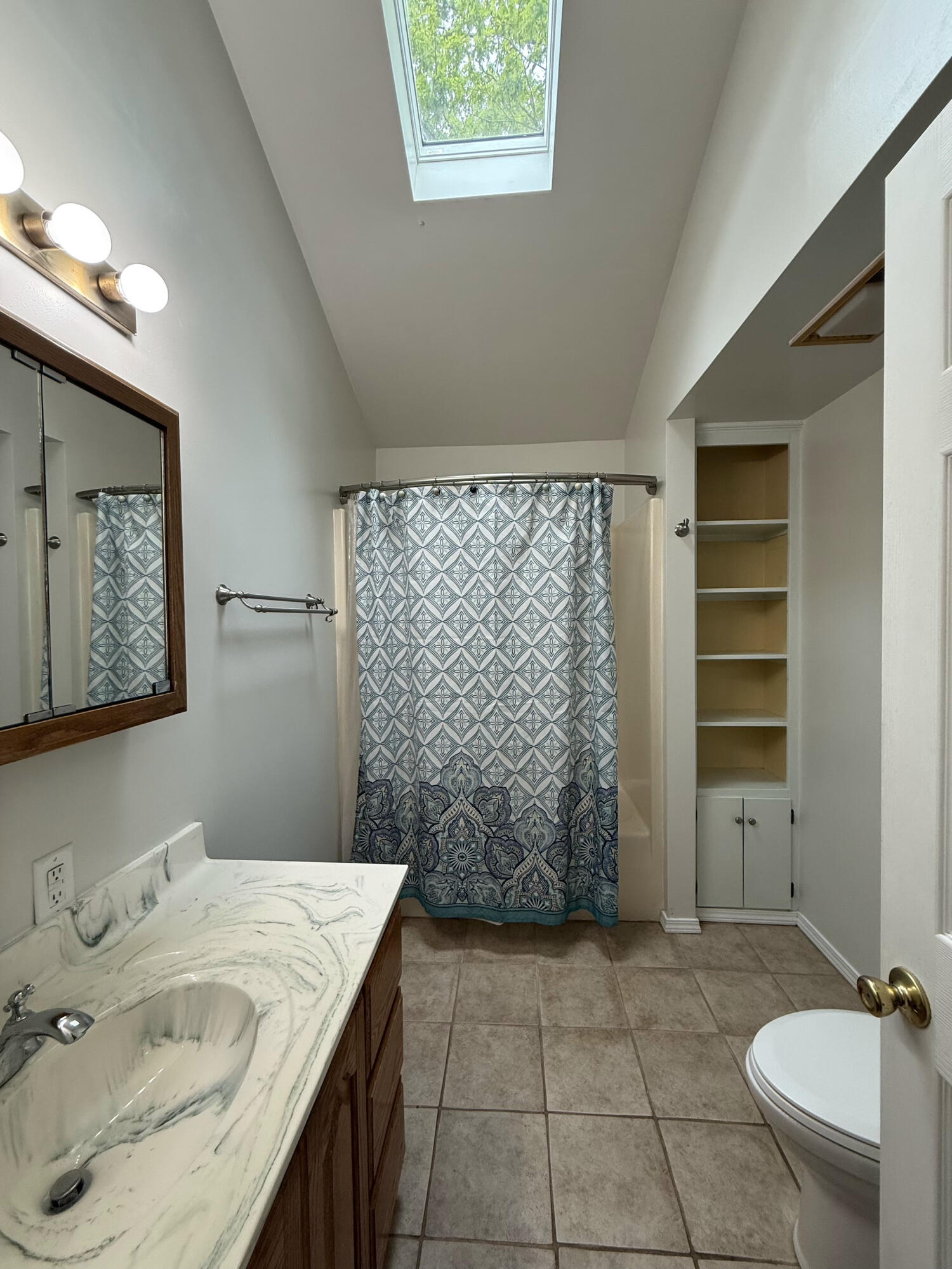 16709 Honeysuckle Hill Road Property Photo 15