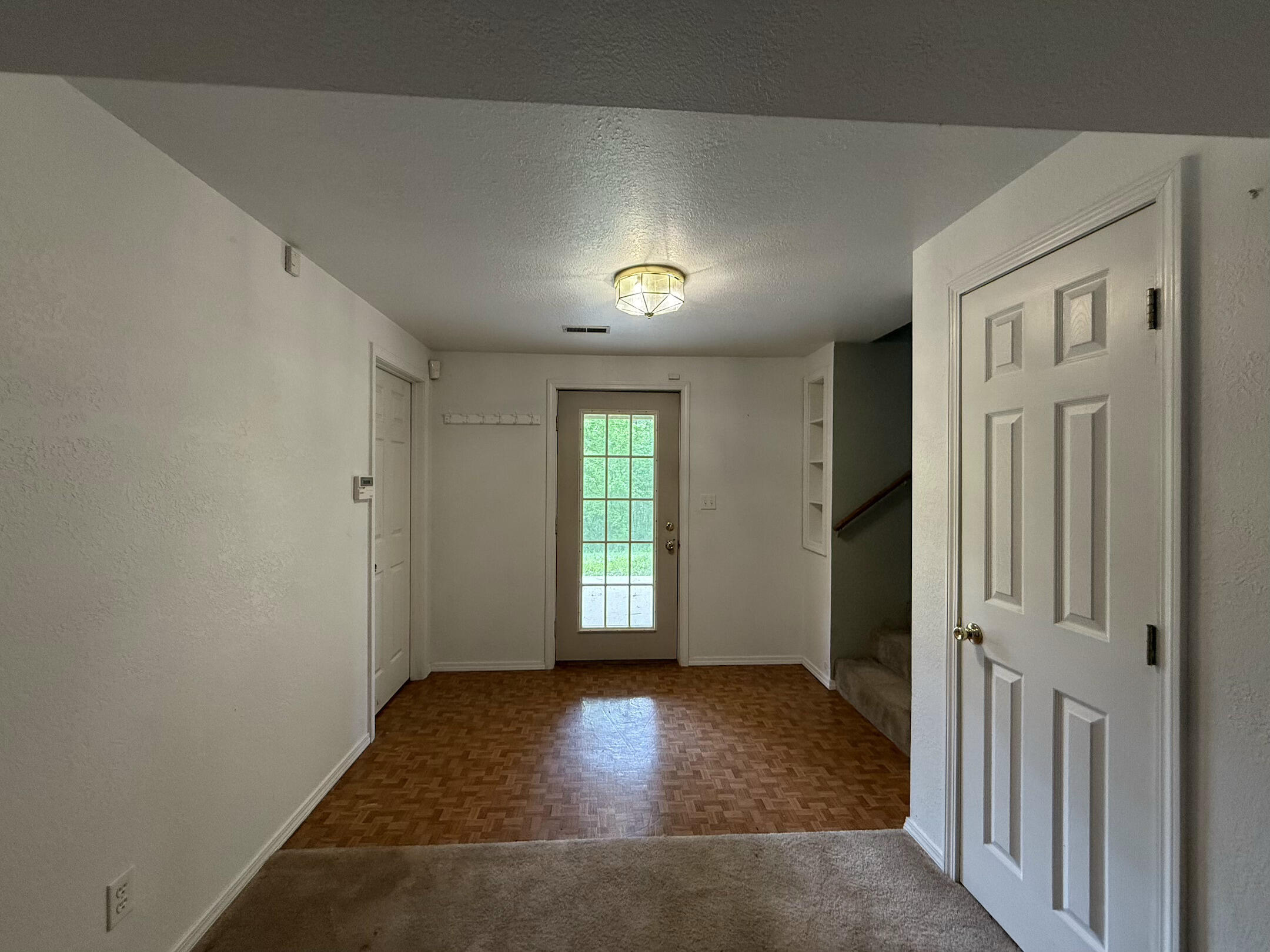 16709 Honeysuckle Hill Road Property Photo 23