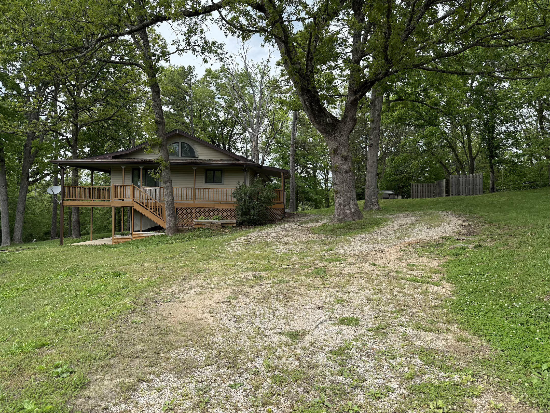 16709 Honeysuckle Hill Road Property Photo 26