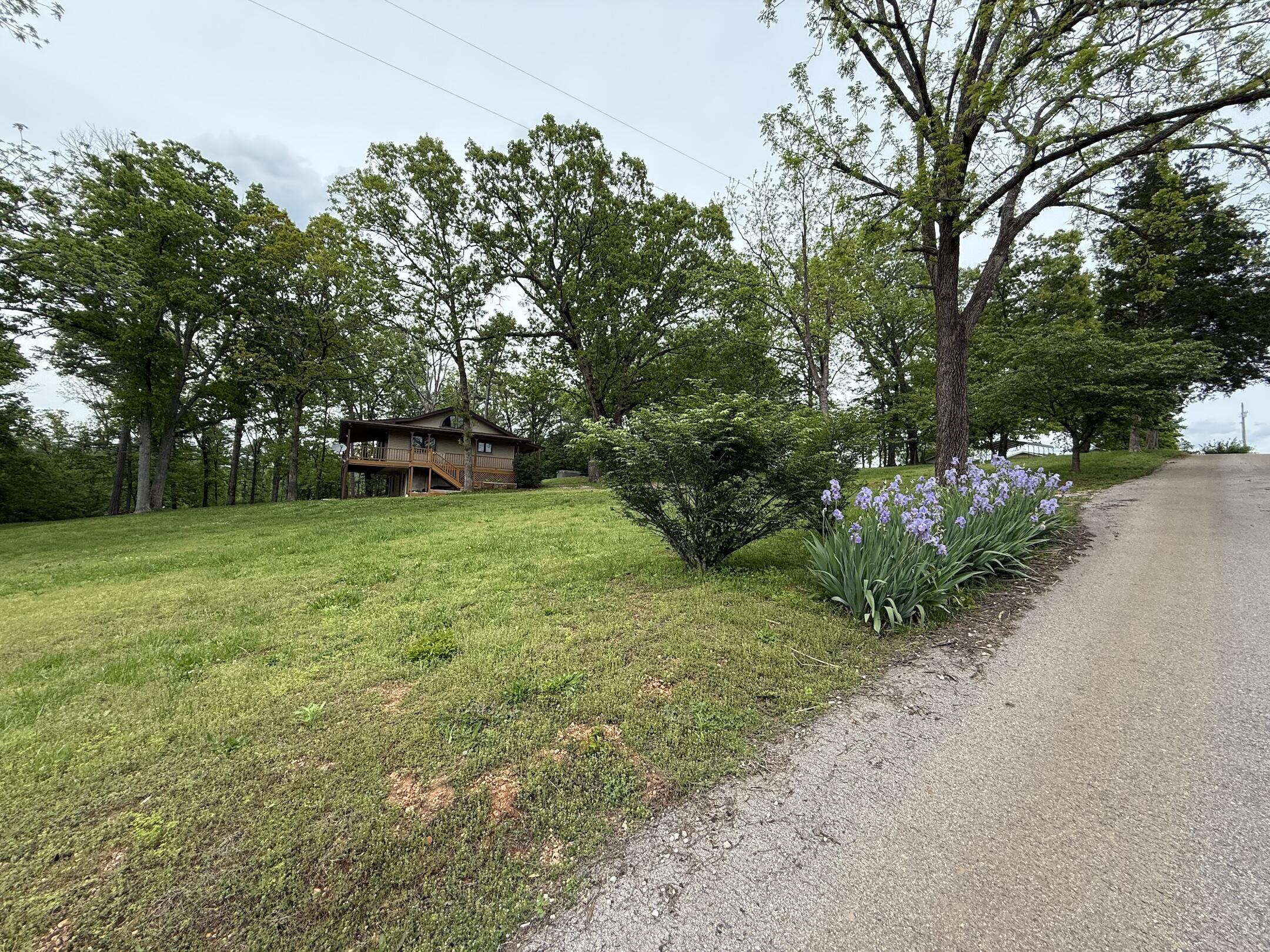 16709 Honeysuckle Hill Road Property Photo 30