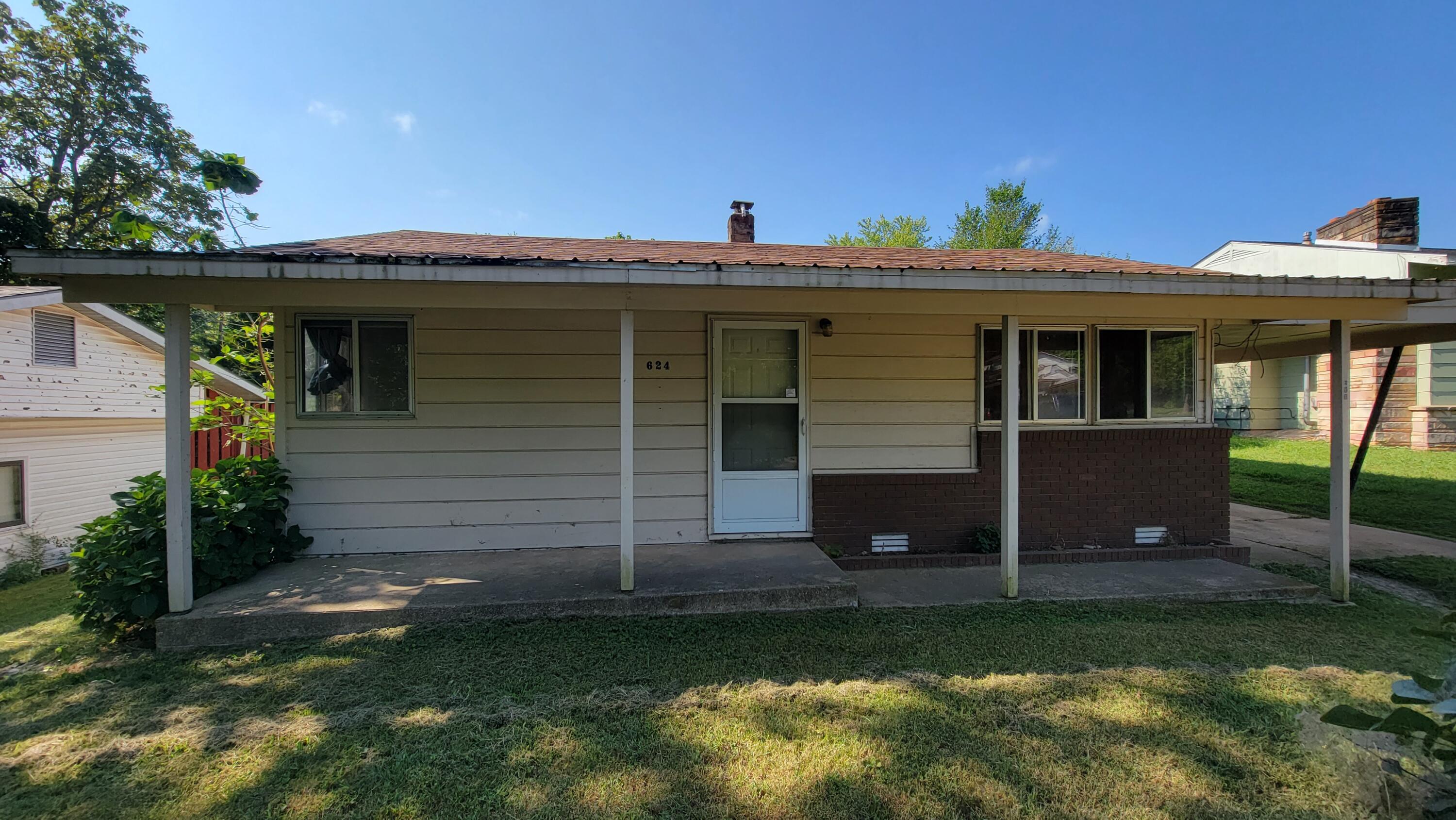 624 Joe Jones Boulevard Property Photo 1
