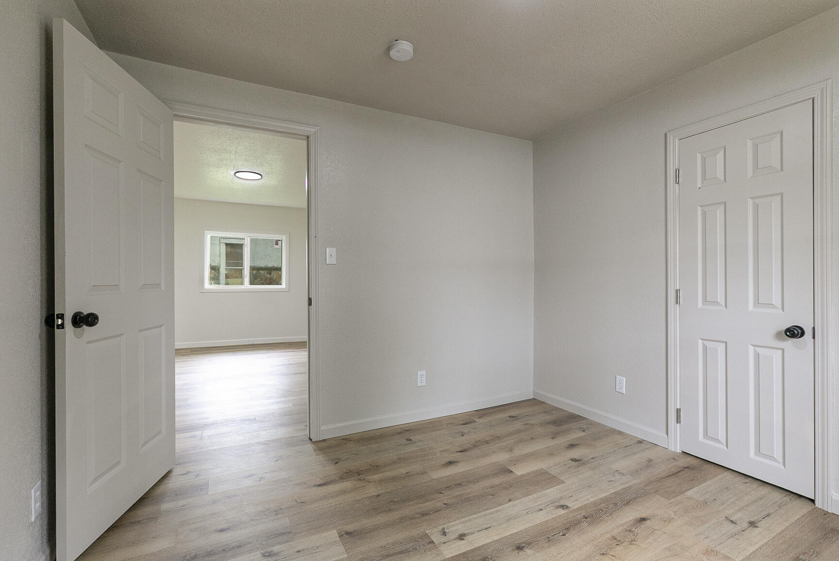 507 East County Road Property Photo 18