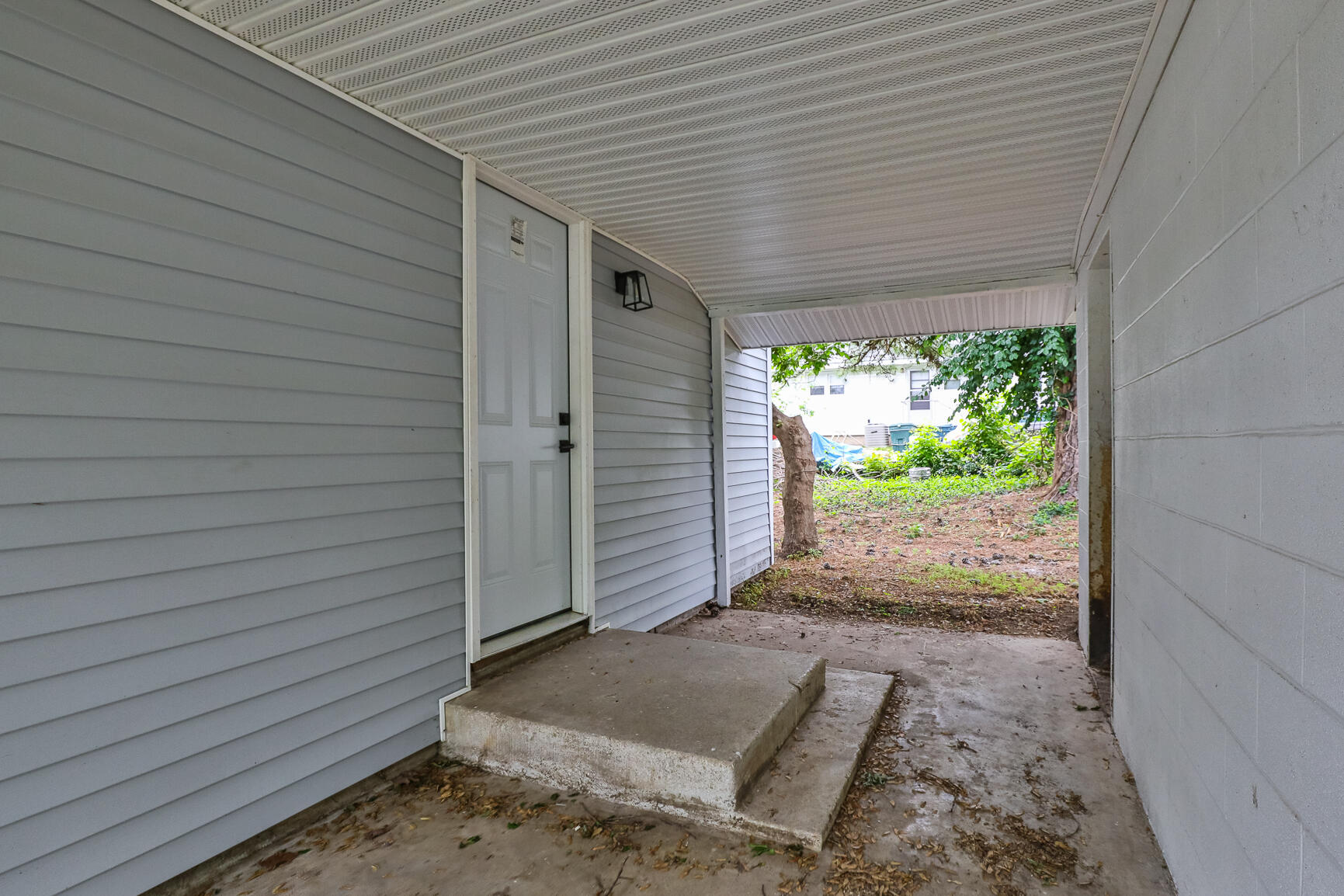 507 East County Road Property Photo 21